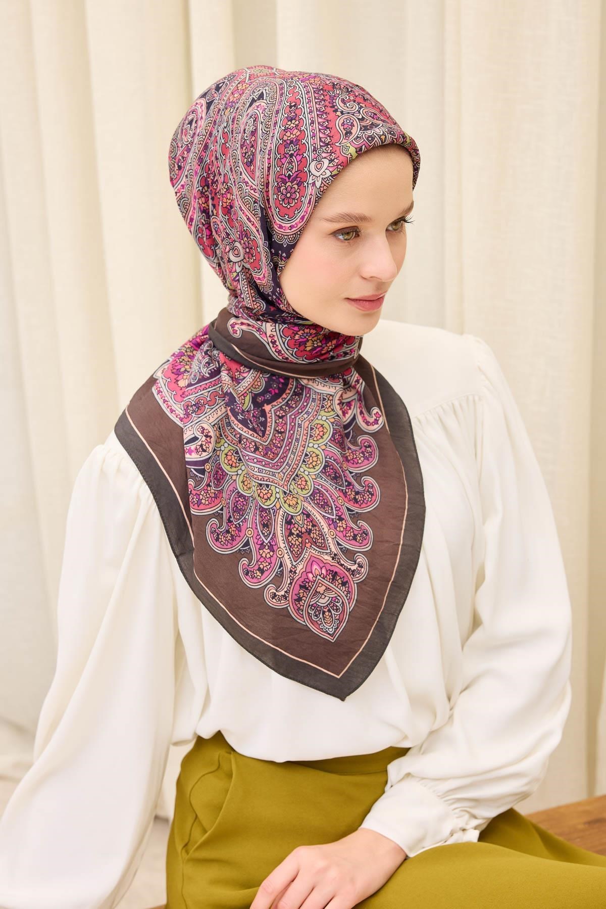 Velora Eşarp Ethnic Acı Kahve 90x90