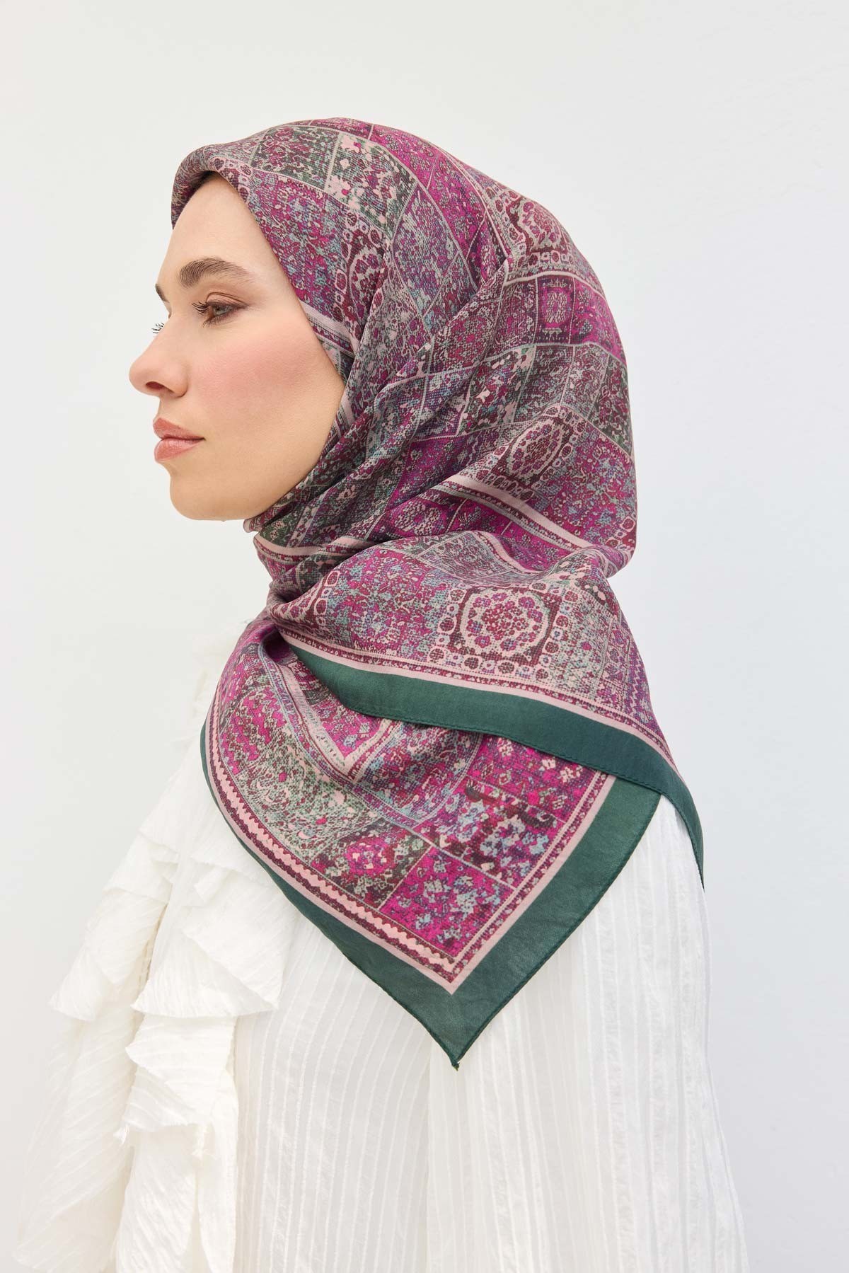 Velora Eşarp Etnik Desen Fuşya 90x90