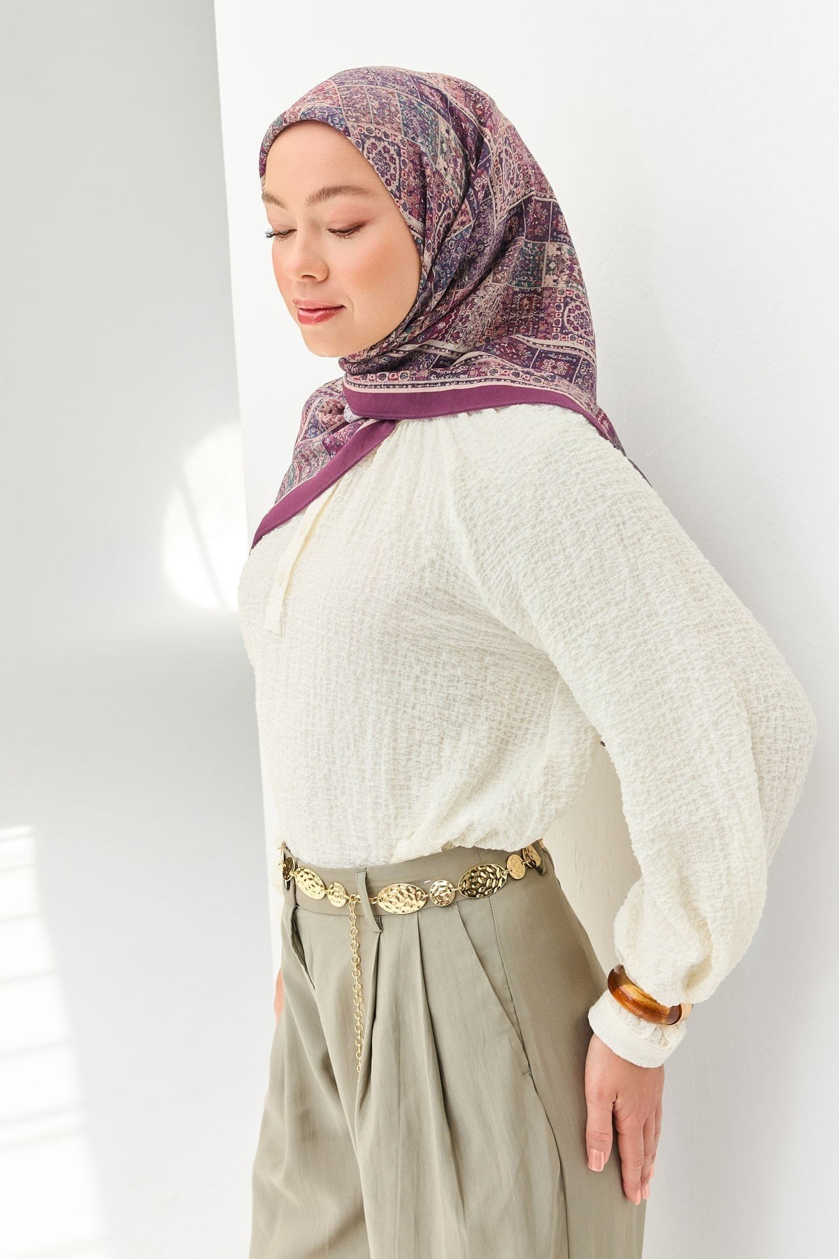 Velora Eşarp Etnik Desen Koyu Mor 90x90