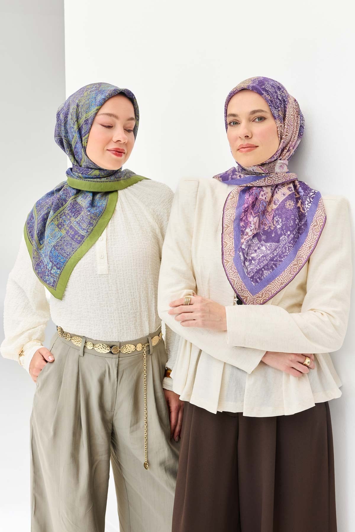 Velora Eşarp Etnik Desen Mor 90x90