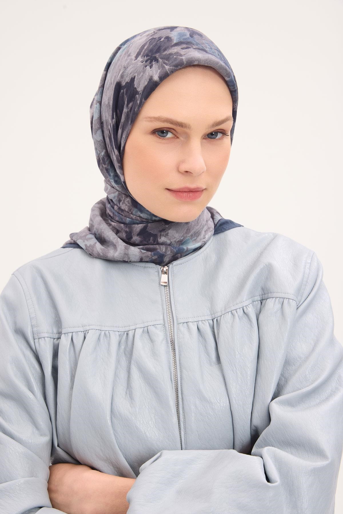 Velora Eşarp Fırça Çiçek Desen Indigo Mavi 90X90