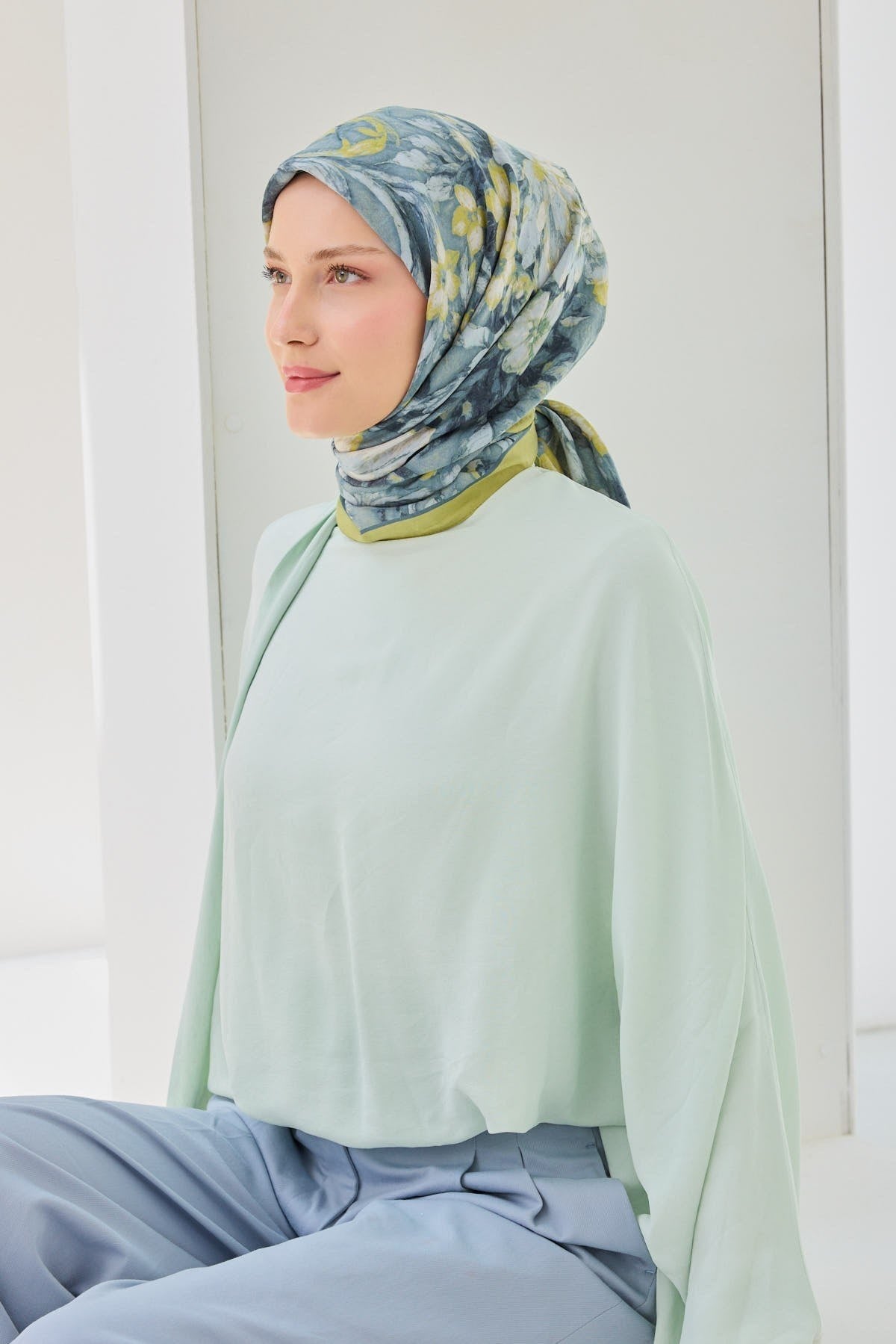 Velora Eşarp Fleur Yağ Yeşili