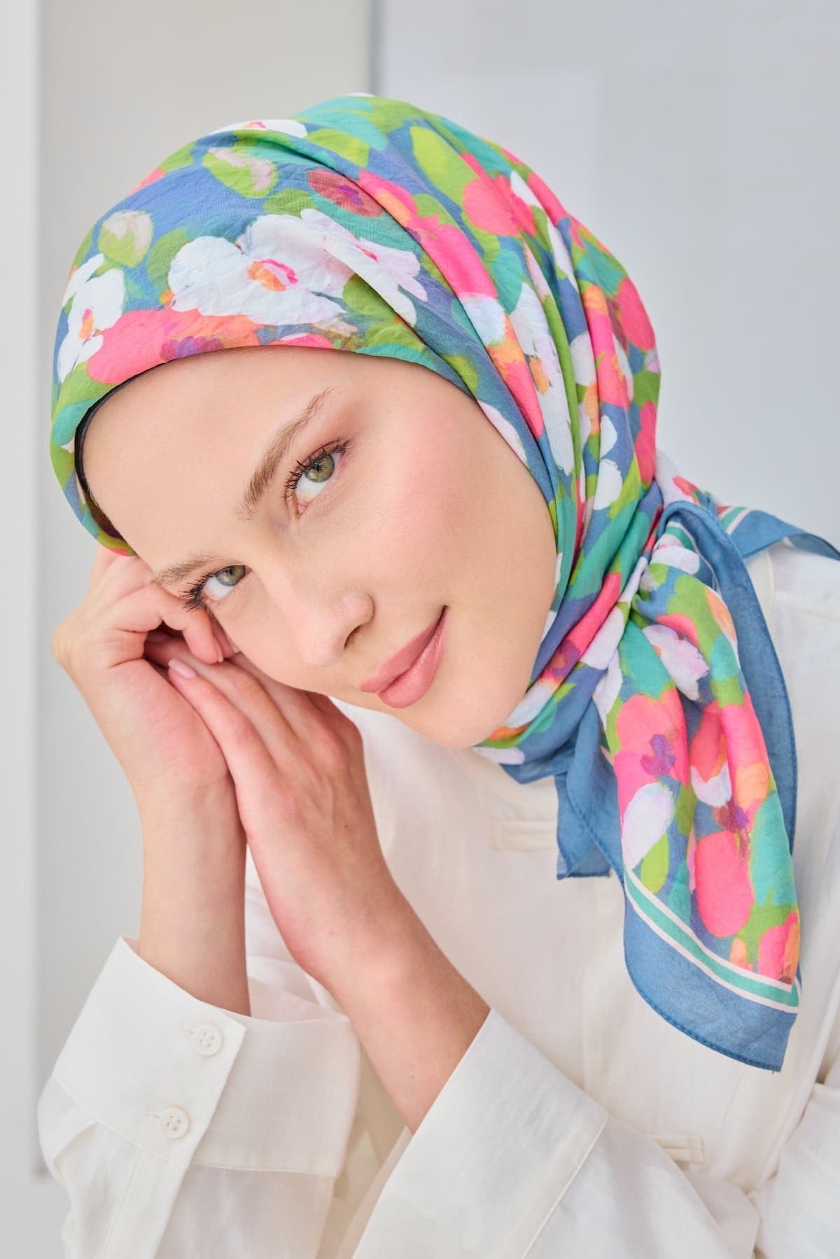 Velora Eşarp Floral İndigo