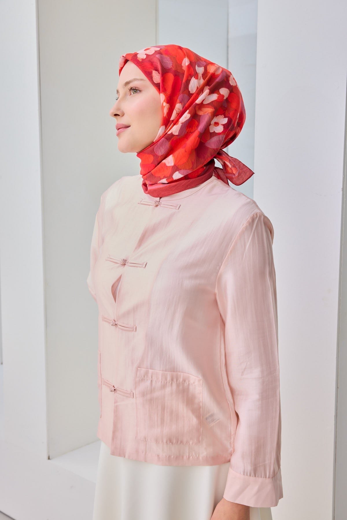 Velora Eşarp Floral Kırmızı