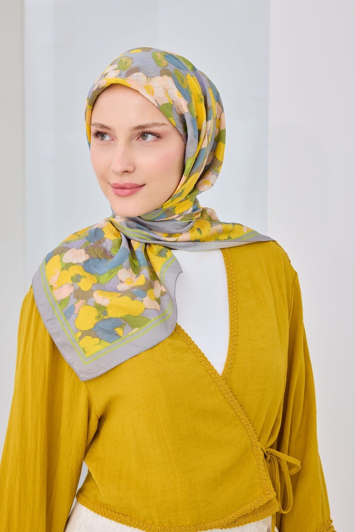 Velora Eşarp Floral Mavi Gri