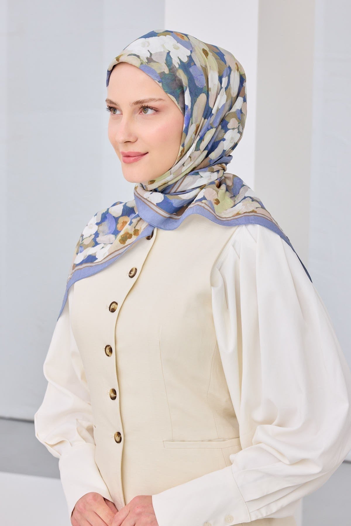 Velora Eşarp Floral Mavi Lila
