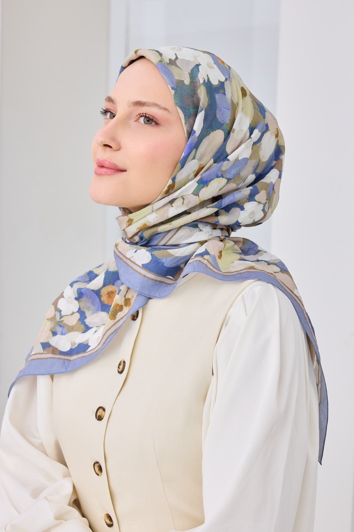 Velora Eşarp Floral Mavi Lila