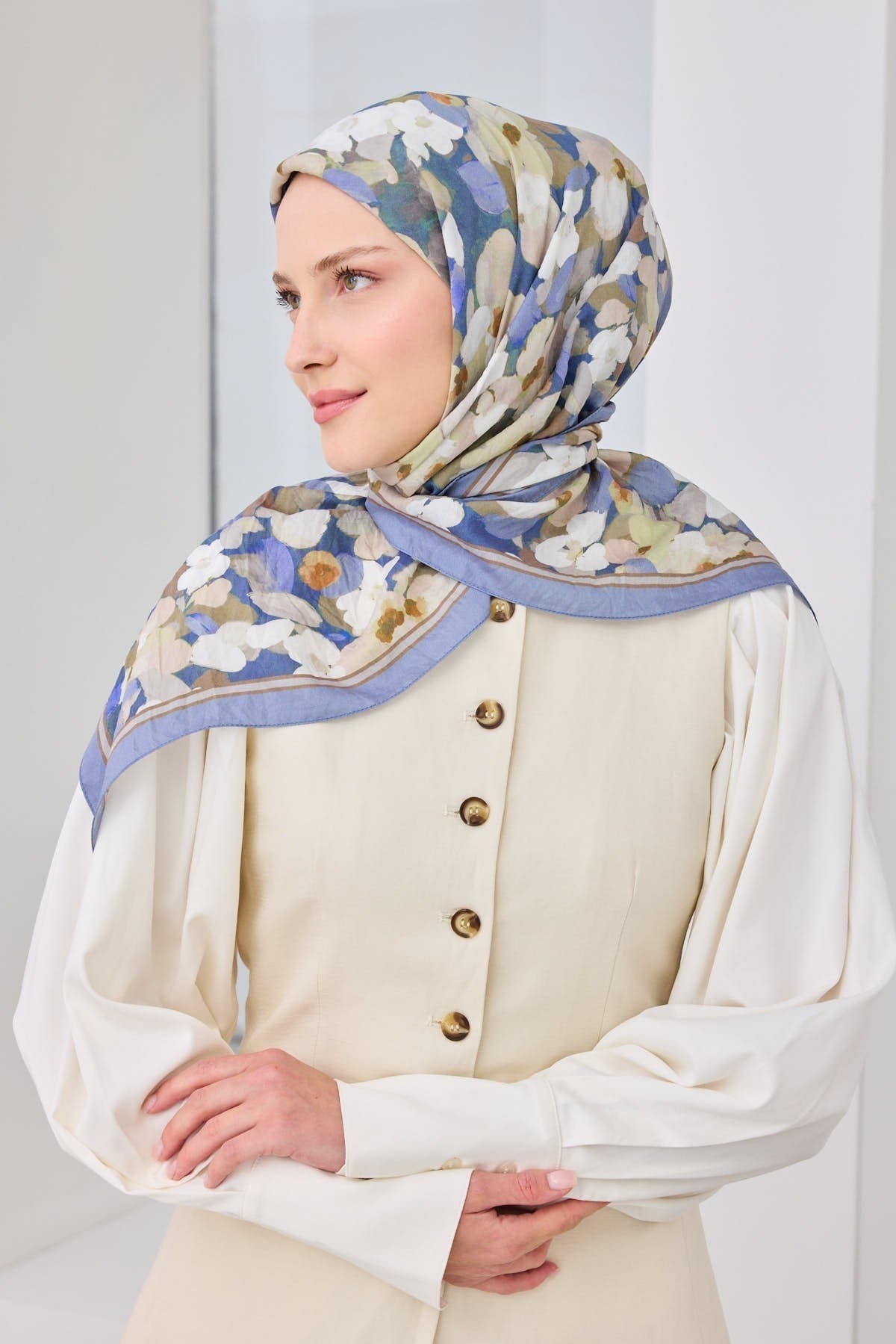 Velora Eşarp Floral Mavi Lila