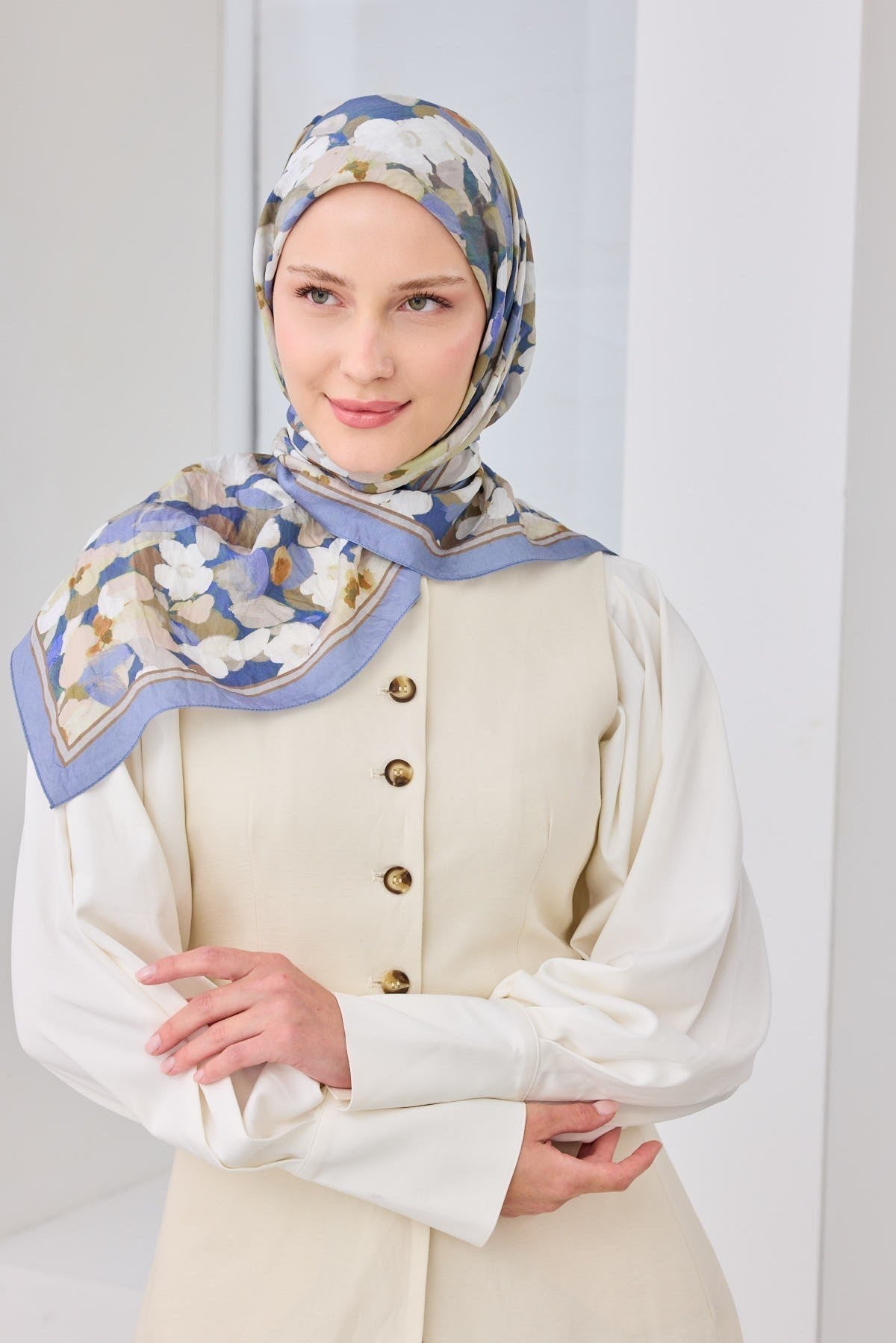 Velora Eşarp Floral Mavi Lila
