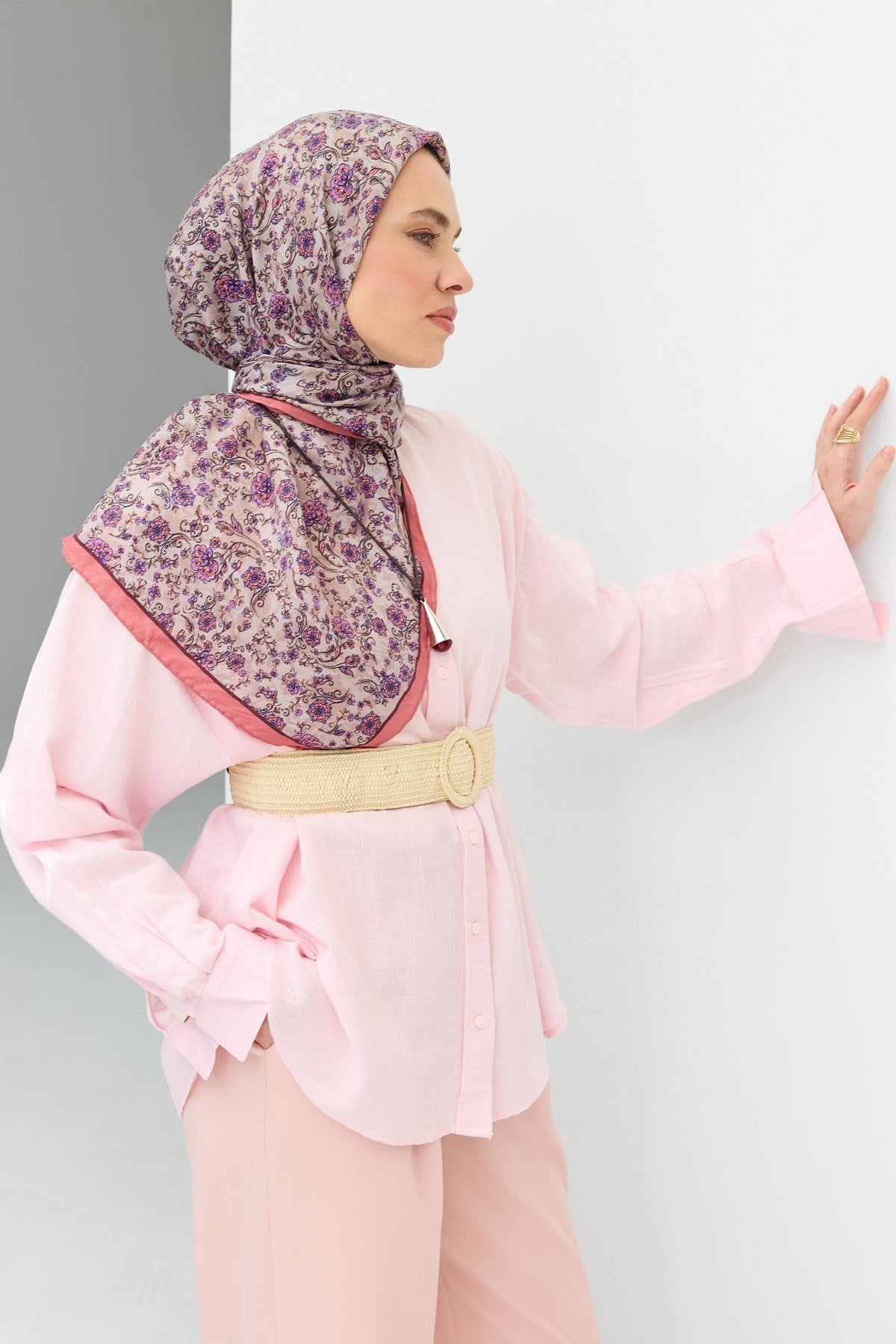 Velora Eşarp Modern Flora Pembe 90x90