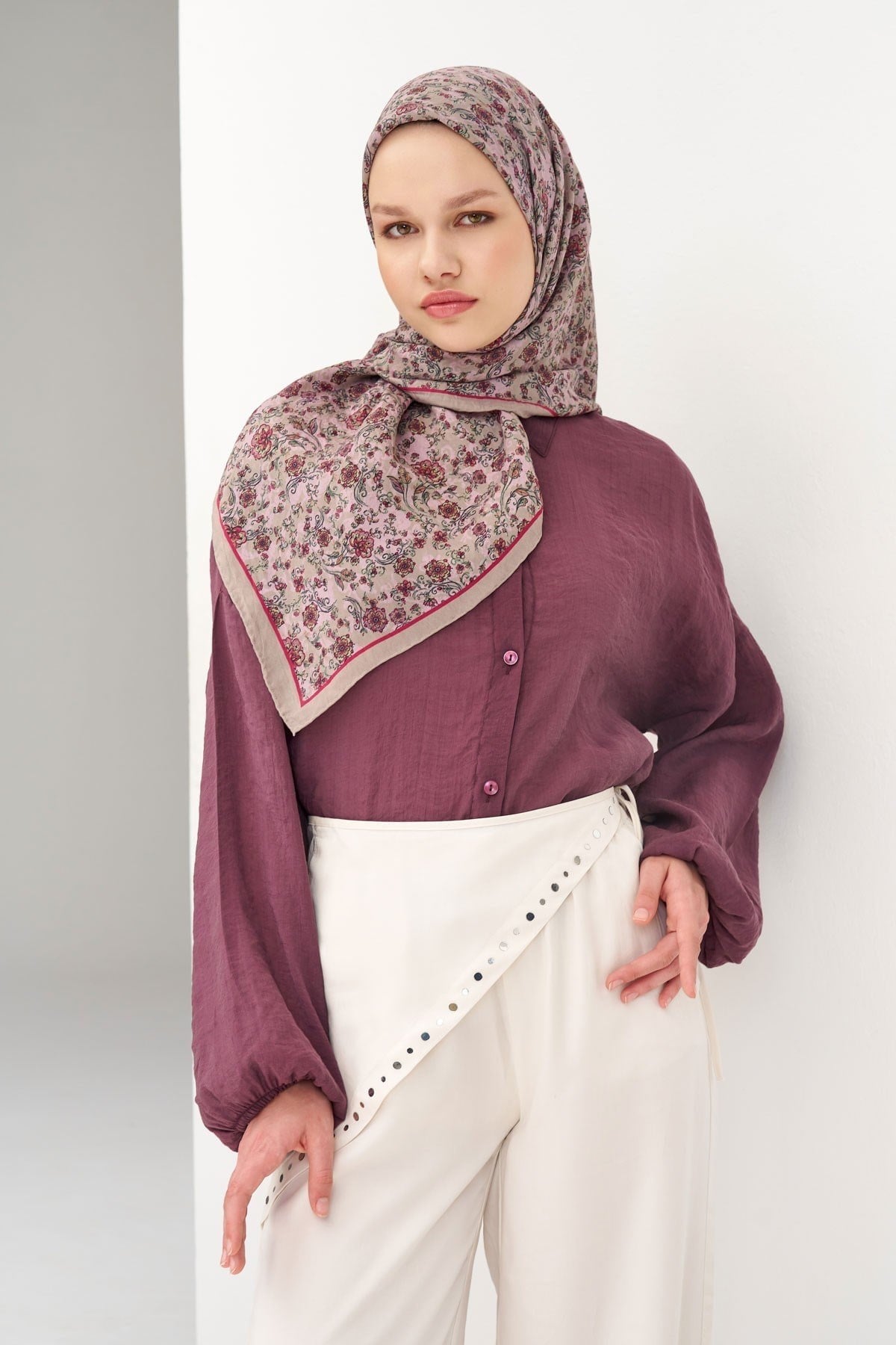 Velora Eşarp Modern Flora Tozpembe 90x90