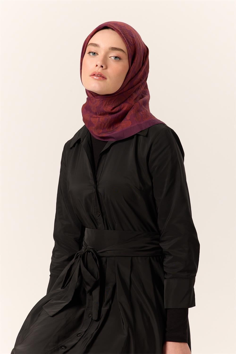 Viskon Karışımlı Velora Eşarp Mürdüm-Bordo-Kiremit Desenli İnce Dokulu Dökümlü 90x90