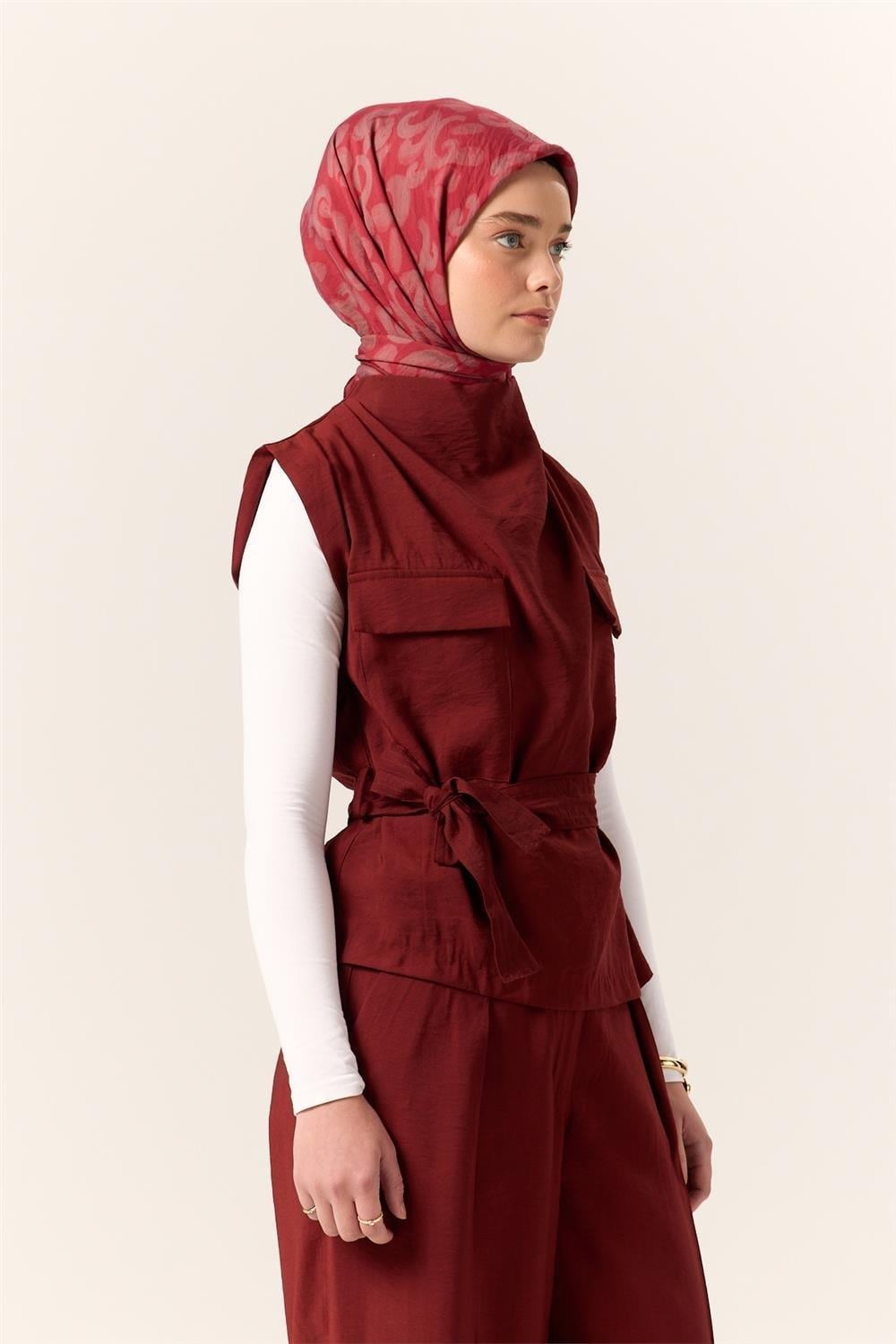 Viskon Karışımlı Velora Eşarp Narin Çiçeği-Bordo-Gri Desenli İnce Dokulu Dökümlü 90x90