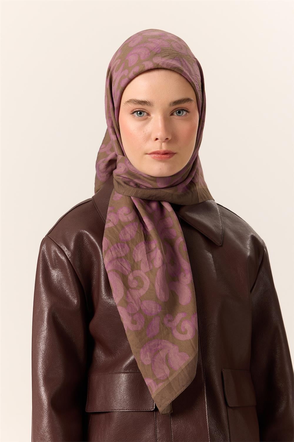 Viskon Karışımlı Velora Eşarp Olive-Eflatun Desenli Yumuşak Dokulu Tok Duruşlu 90x90