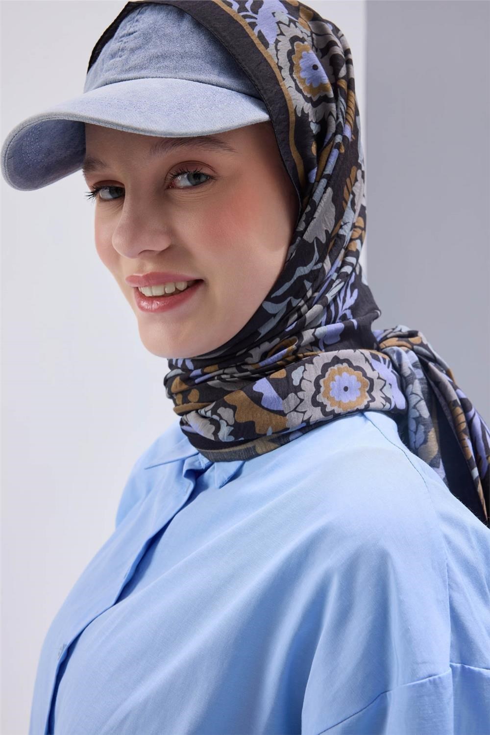Viskon Mayda Şal Siyah Zeminli Çok Renkli Desenli Yumuşak Dokulu 190x70