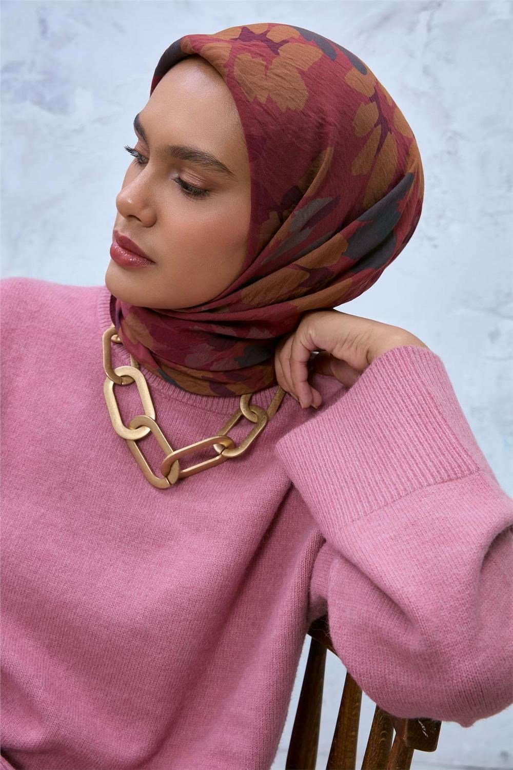 Viskon Velora Eşarp Bordo Kahve-Rose-Petrol Yeşili Desenli Kaymaz Dokulu Tok Duruşlu 90x90
