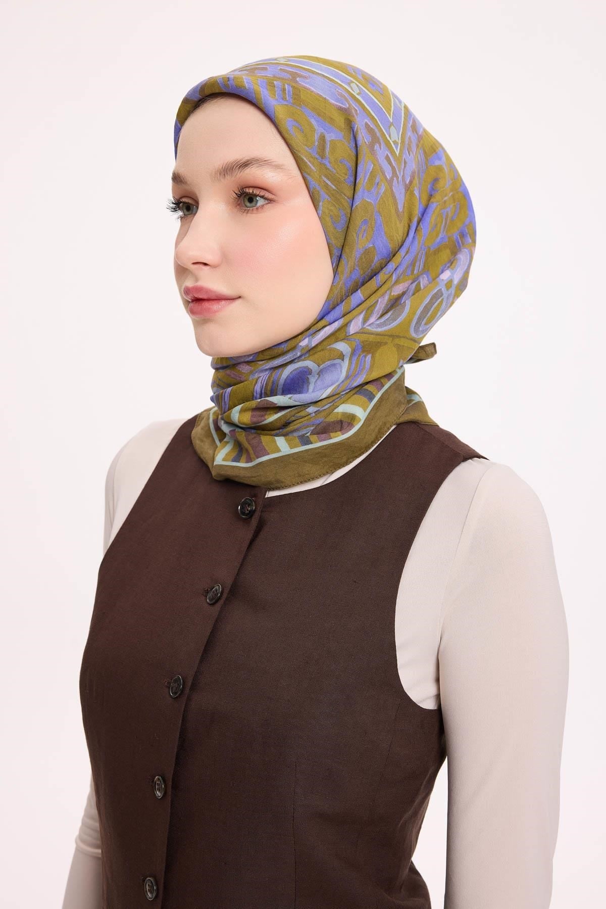 Viskon Velora Eşarp Dört Mevsim Antik Motif Desen Yağ Yeşili 90X90