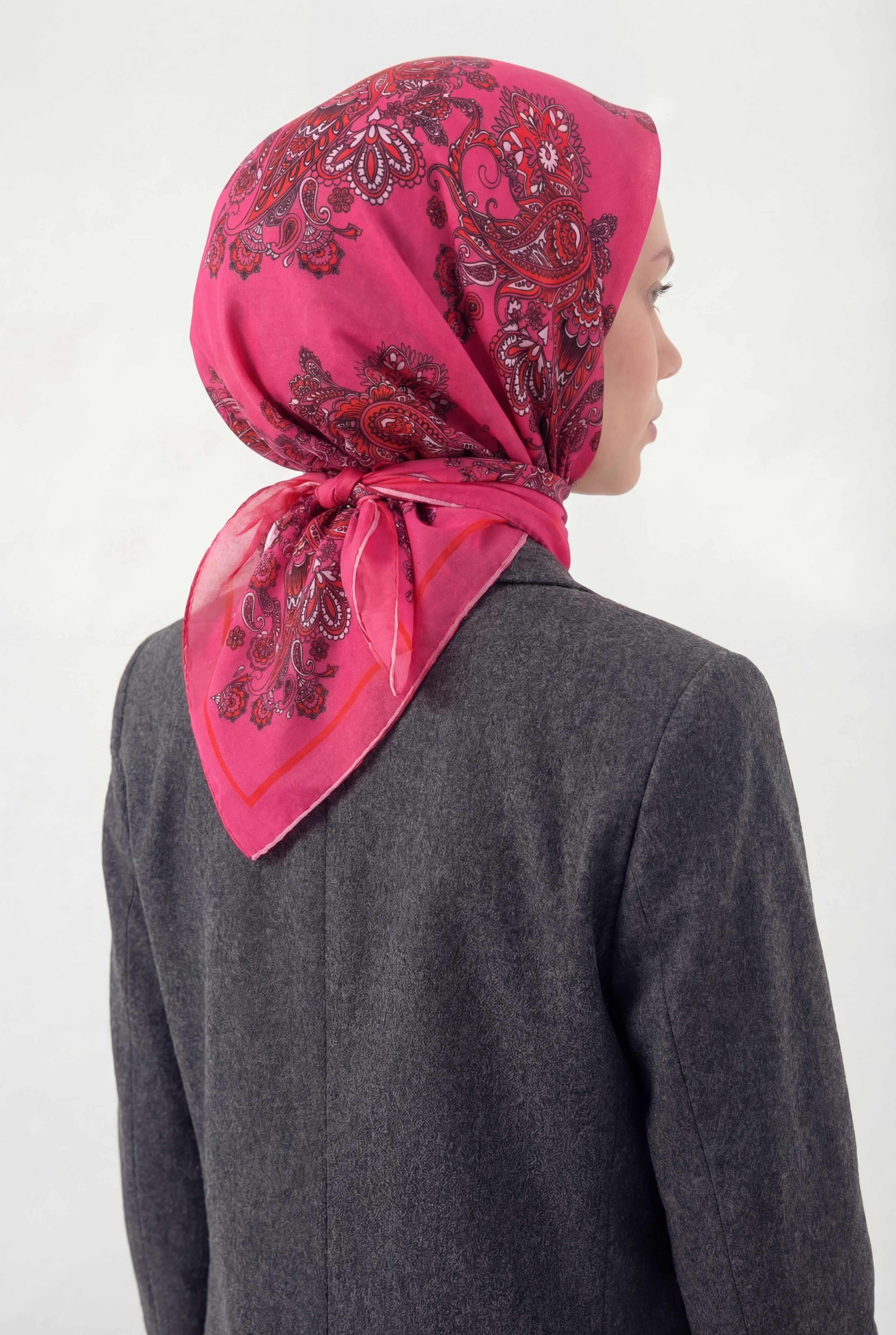 Viskon Velora Eşarp Dört Mevsim Barok Floral Desen Fosfor Pembe 90X90