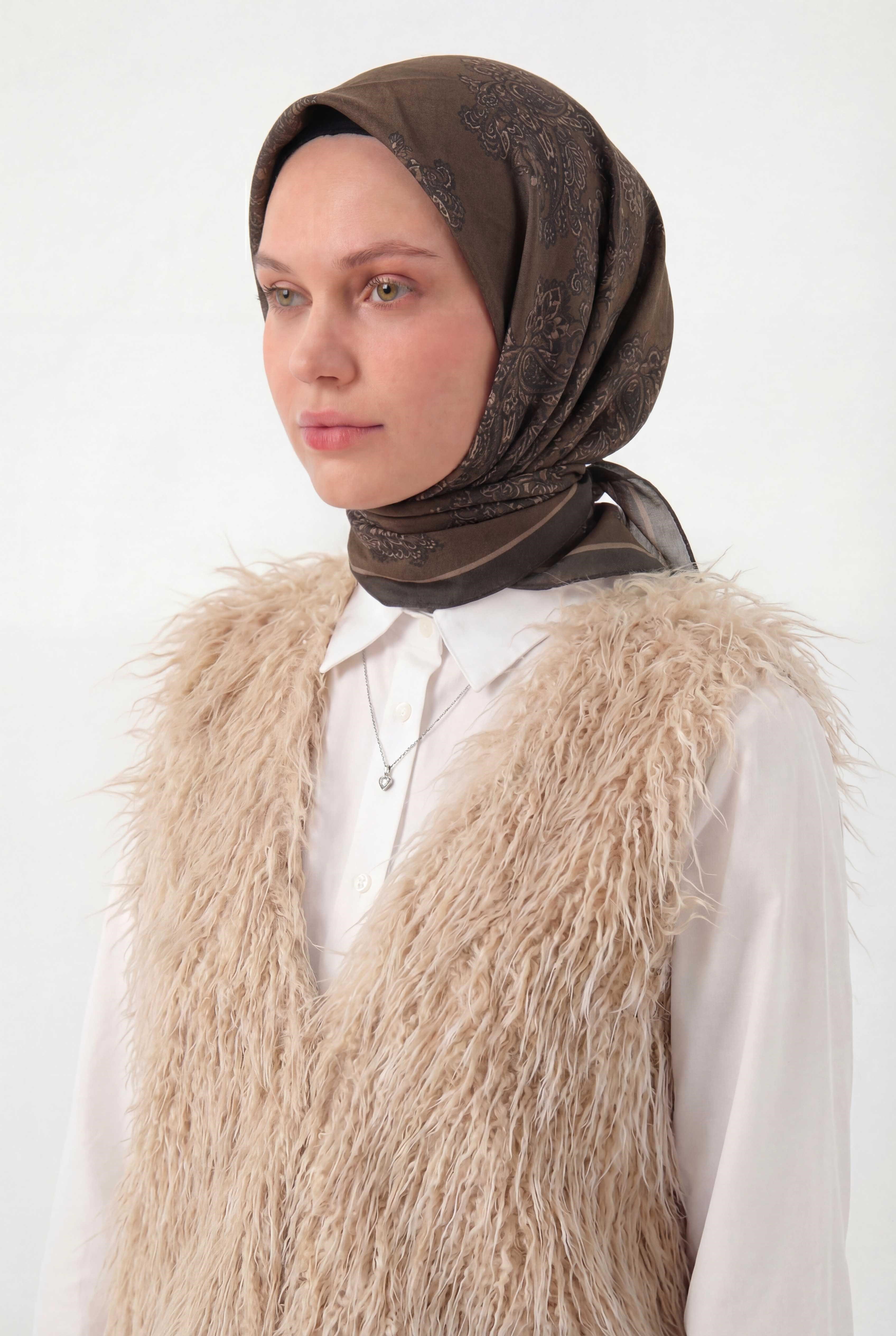 Viskon Velora Eşarp Dört Mevsim Barok Floral Desen Kahverengi 90X90