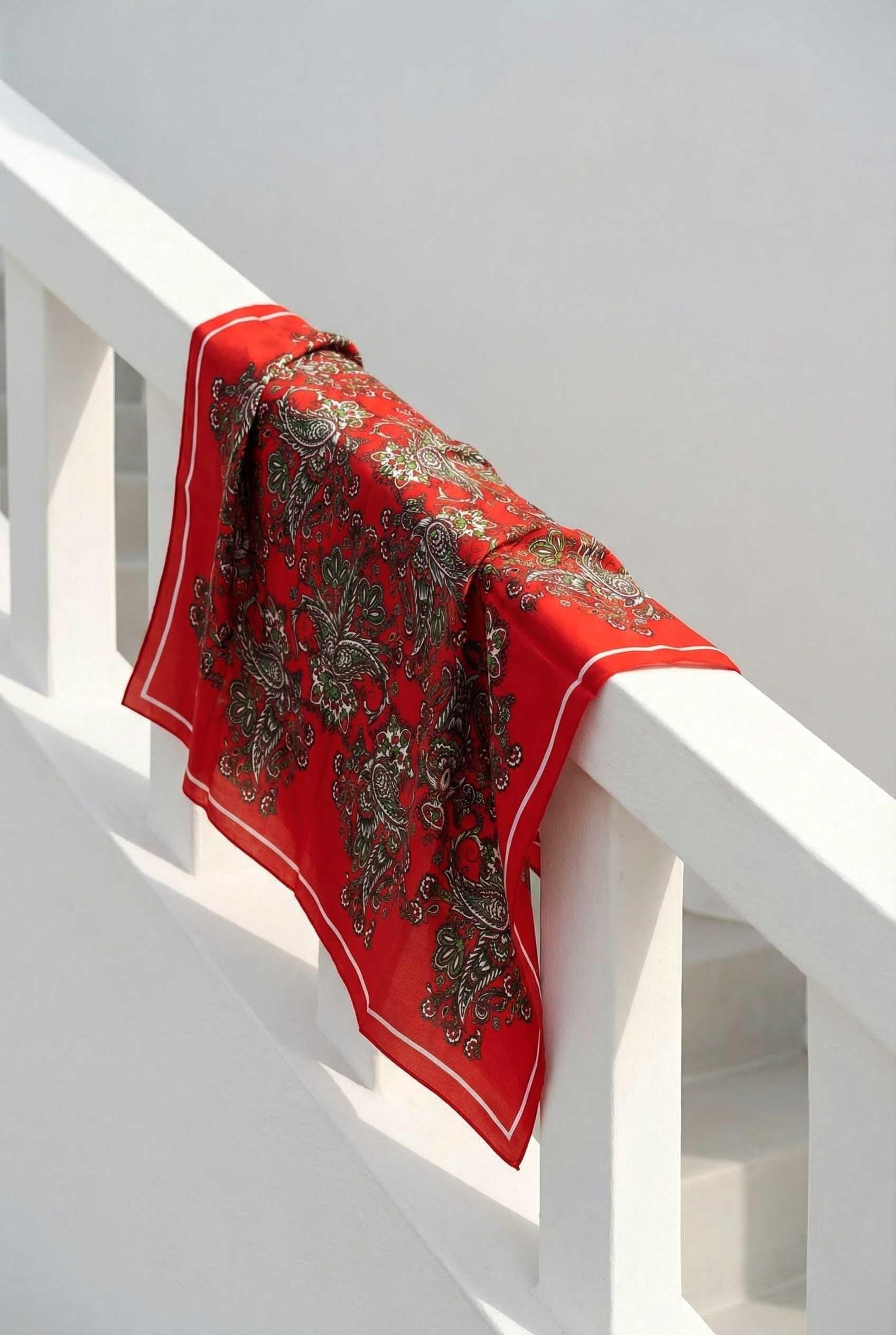 Viskon Velora Eşarp Dört Mevsim Barok Floral Desen Bayrak Kırmızısı 90X90