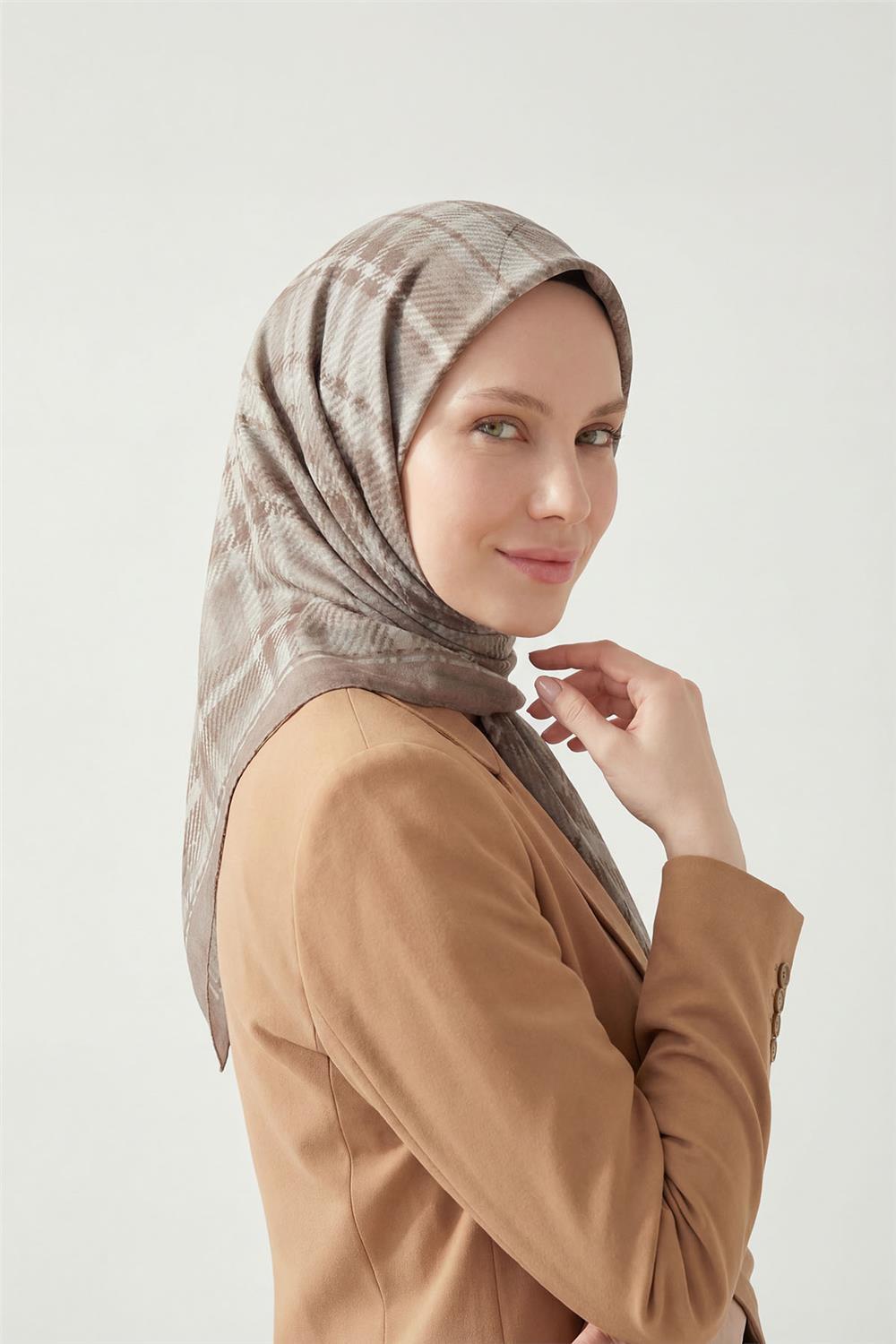 Viskon Velora Eşarp Dört Mevsim Ekose Desen Latte 90x90