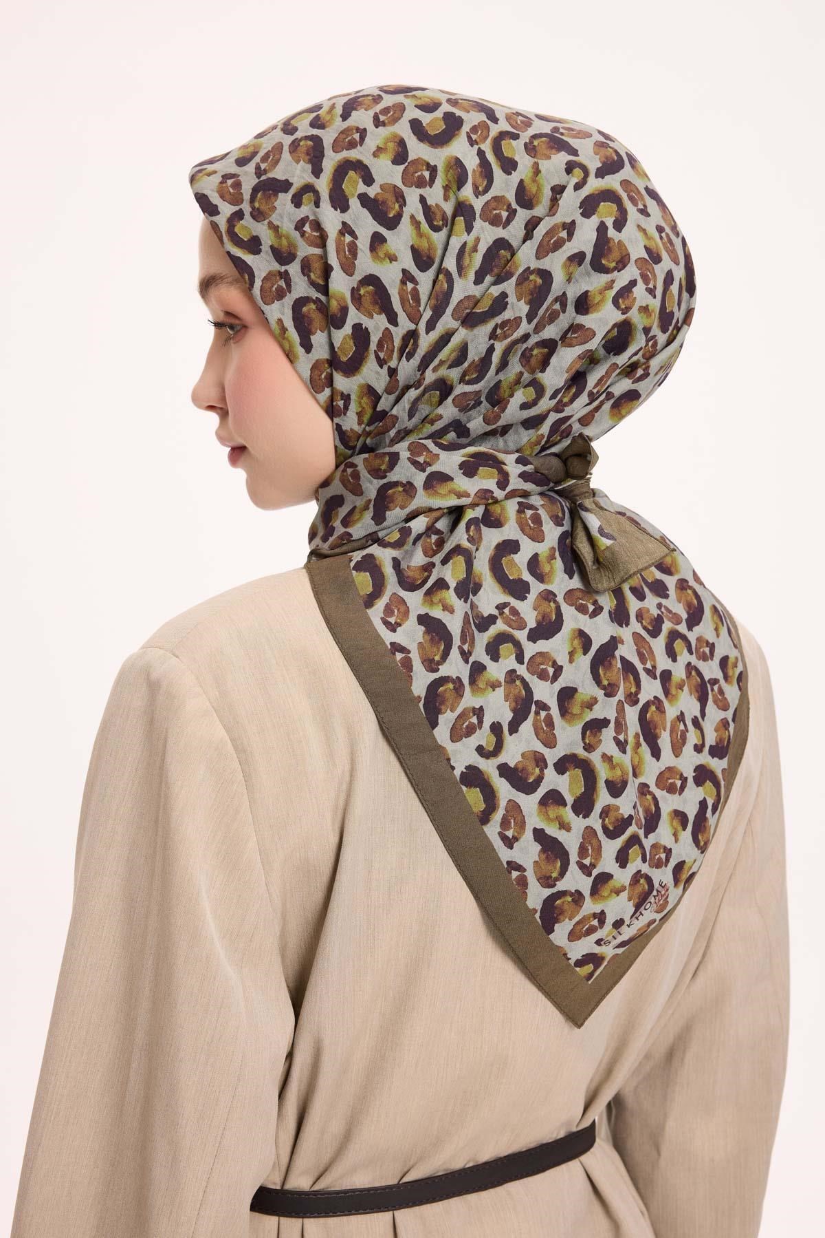 Viskon Velora Eşarp Dört Mevsim Leopar Desen Haki 90X90
