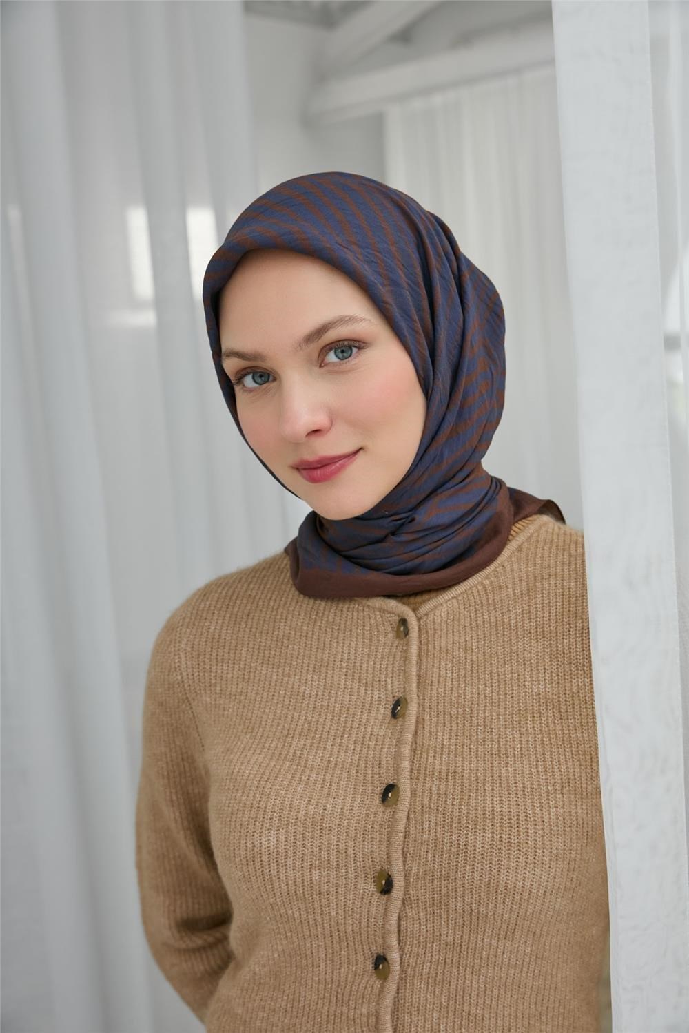 Viskon Velora Eşarp Kahverengi Indigo Dokulu Dört Mevsim 90x90