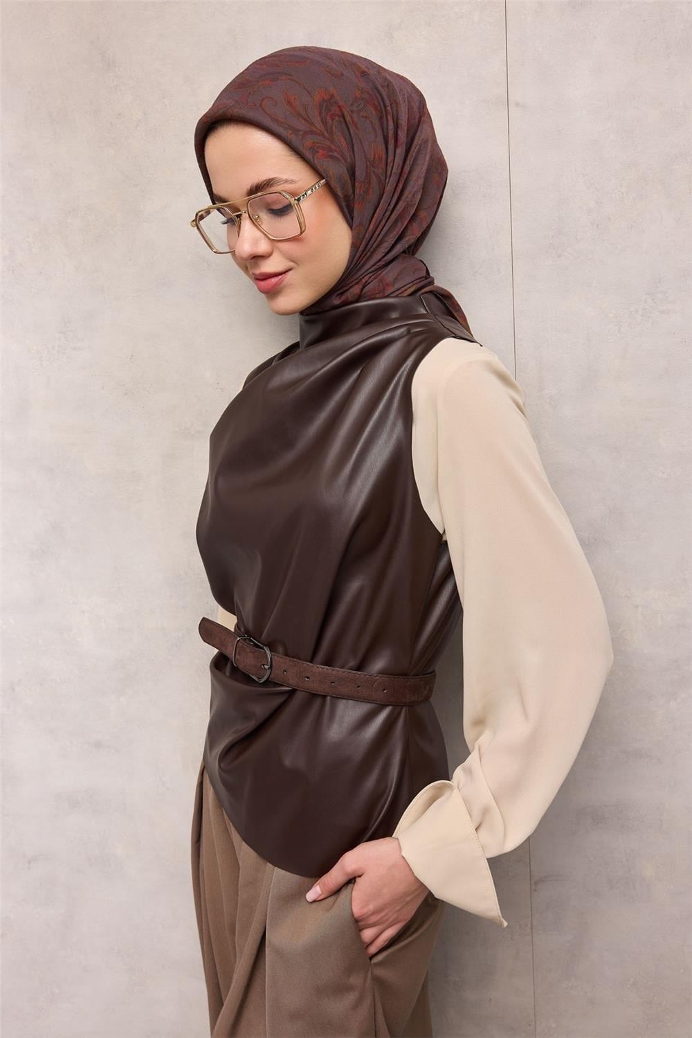 Viskon Velora Eşarp Mürdüm Floral Desenli Tok Duruşlu 90x90
