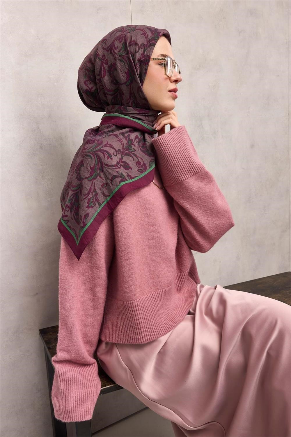 Viskon Velora Eşarp Patlıcan Moru Floral Desenli Tok Duruşlu 90x90