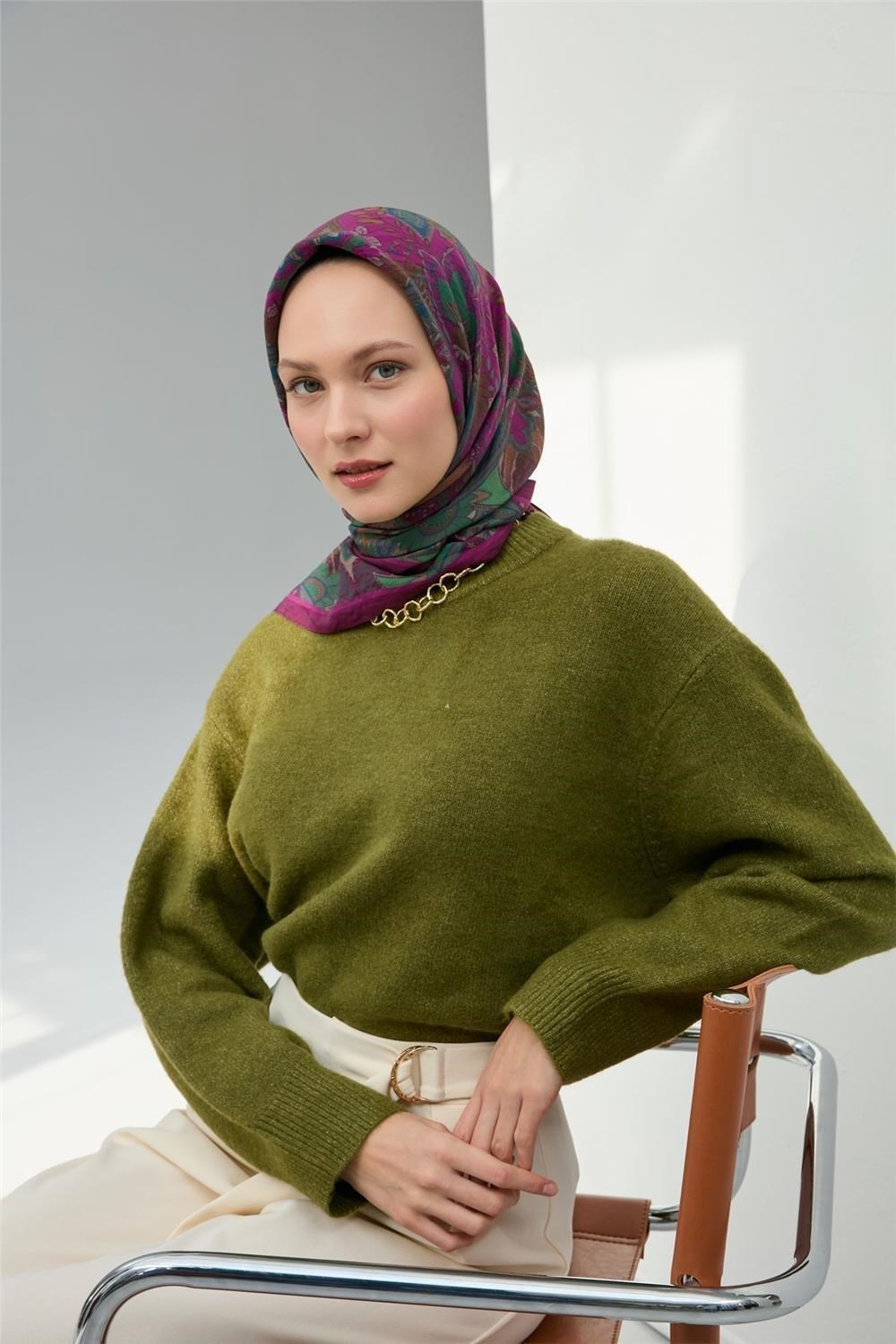 Viskon Velora Eşarp Violet Desenli Tok Duruşlu Dört Mevsim 90x90
