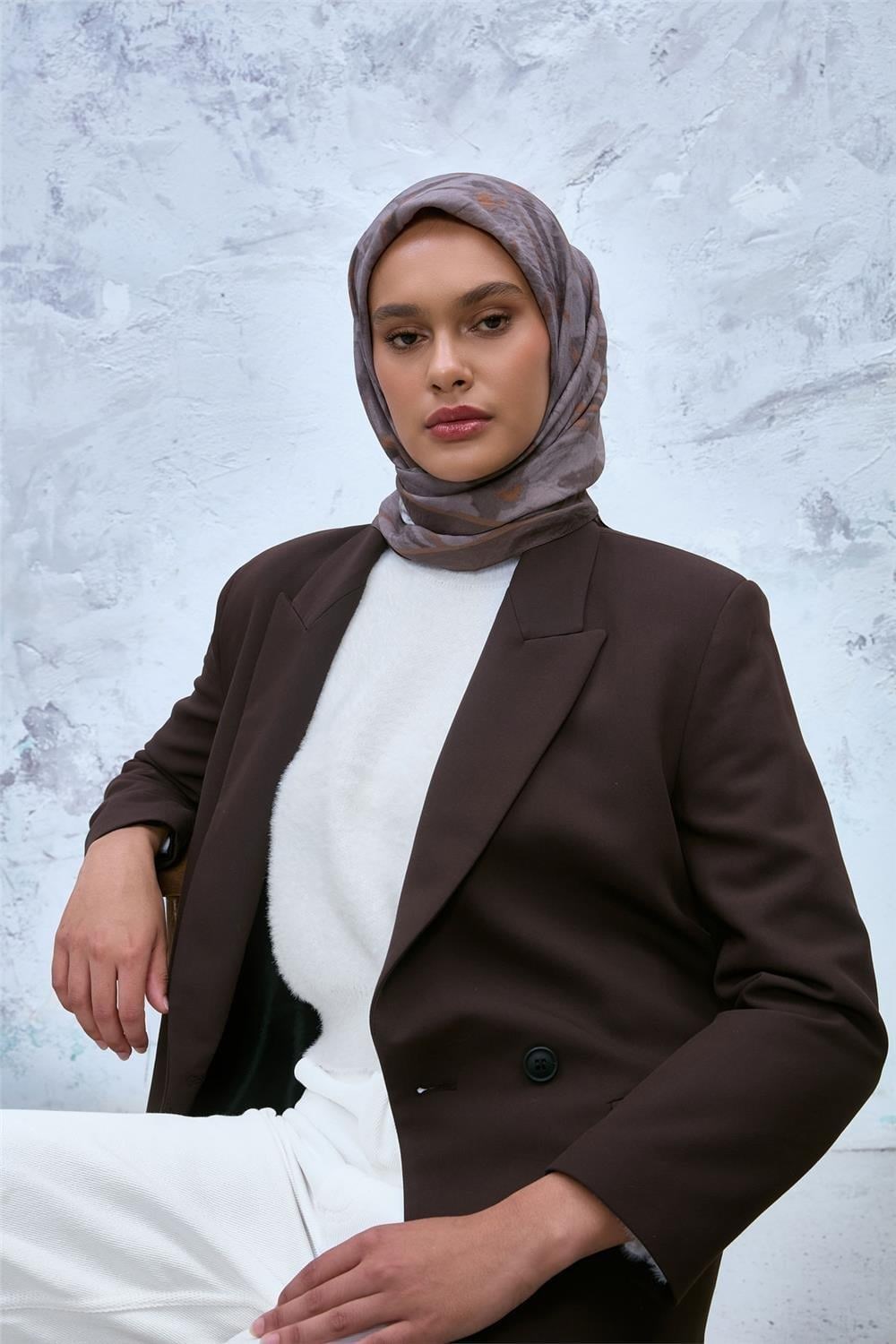 Viskon Velora Eşarp Yeşil Kahve-Füme Desenli Tok Duruşlu Kaymaz Dokulu 90x90