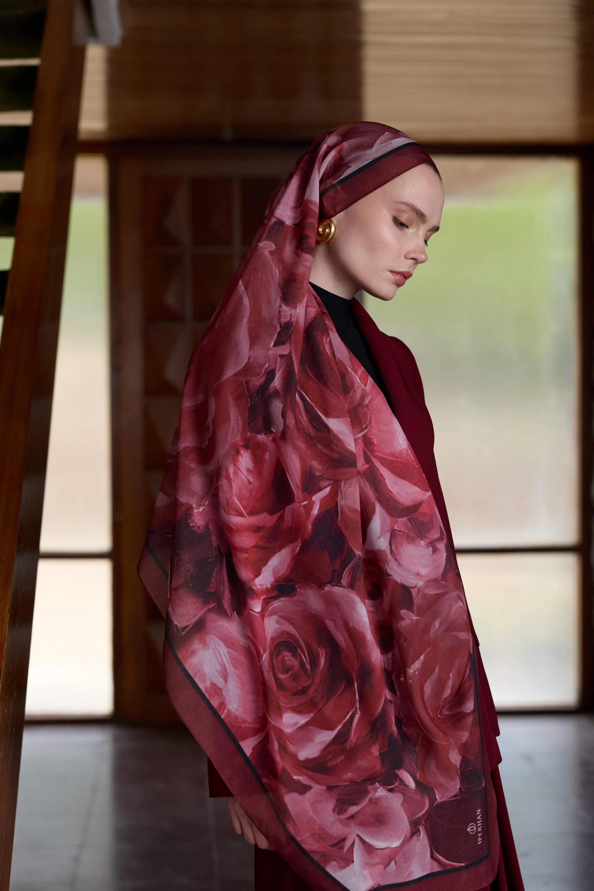 Winter Bloom Qupra Şal 30002