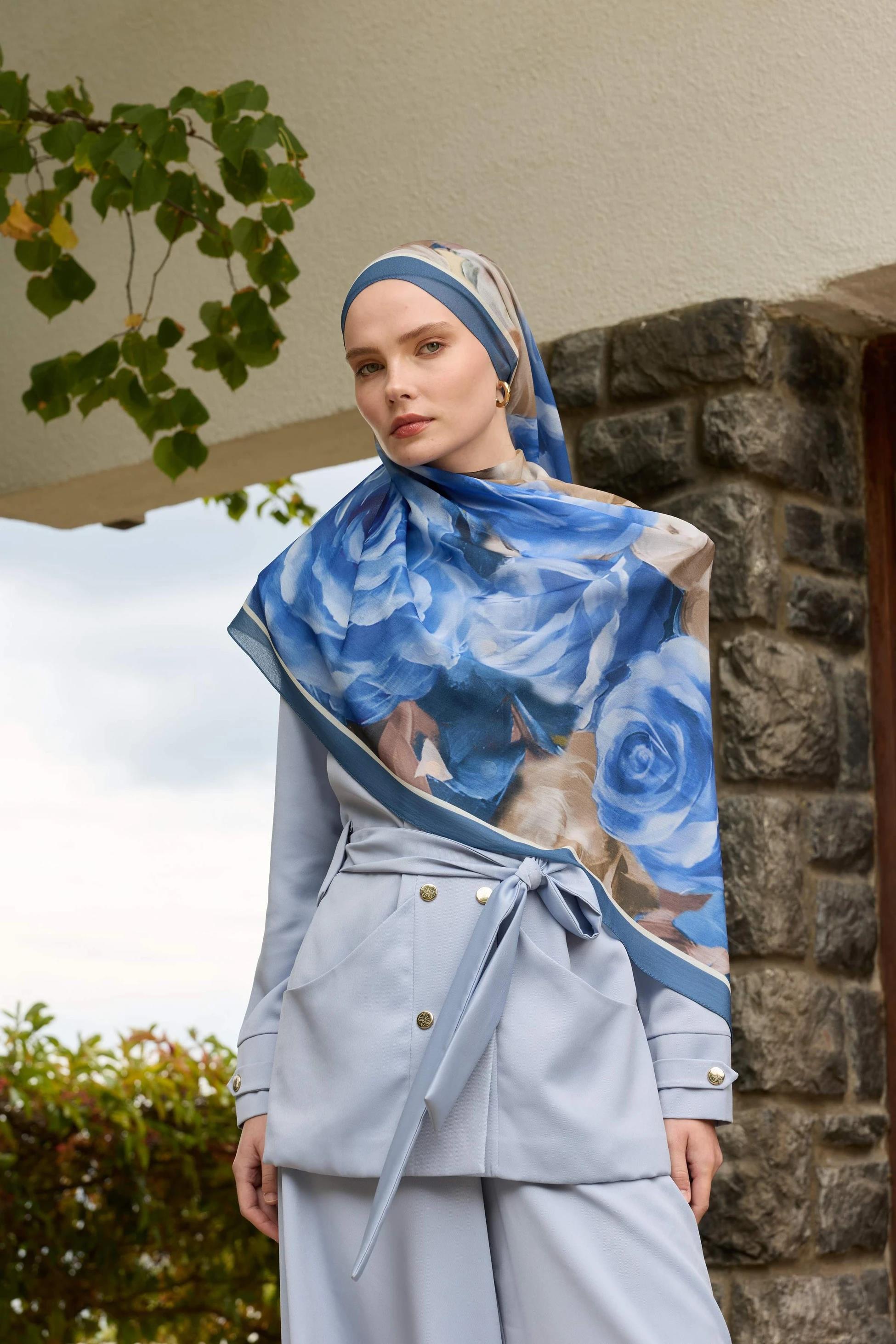 Winter Bloom Qupra Şal 30002