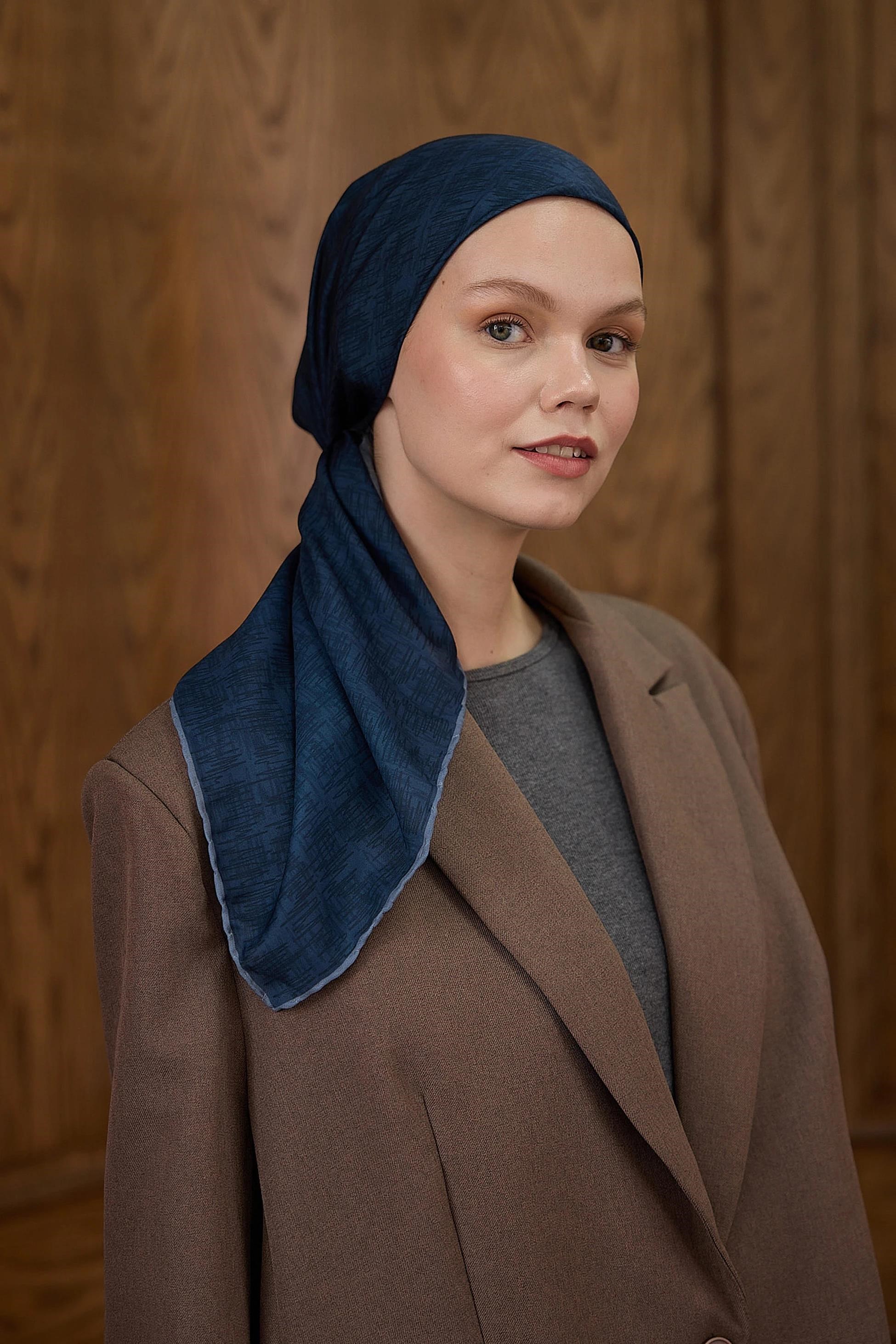 Winter Bloom Soft Eşarp 1240