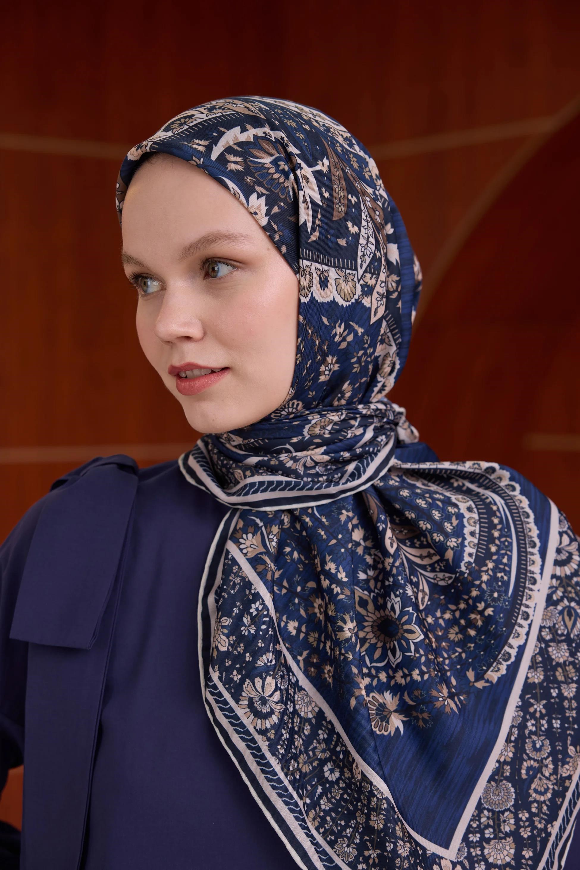 Winter Bloom Soft Eşarp 1242