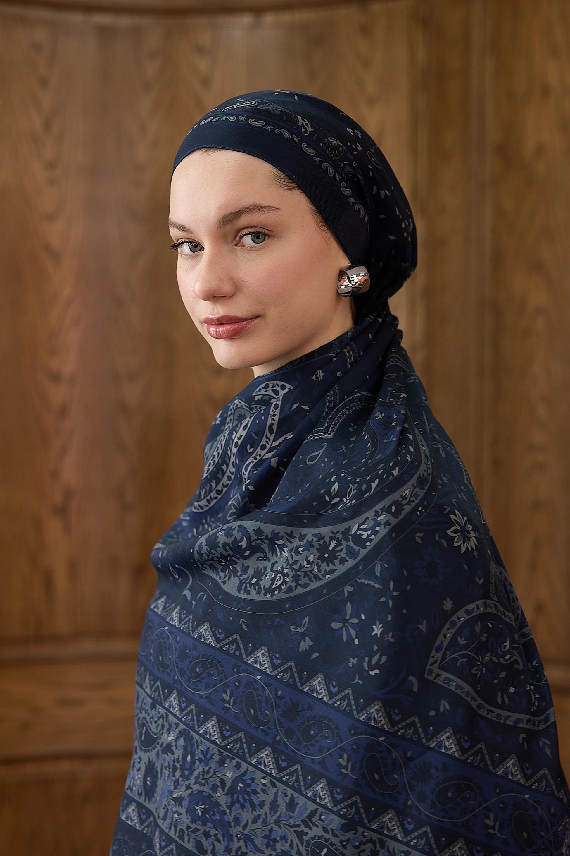 Winter Bloom Soft Şal 3070