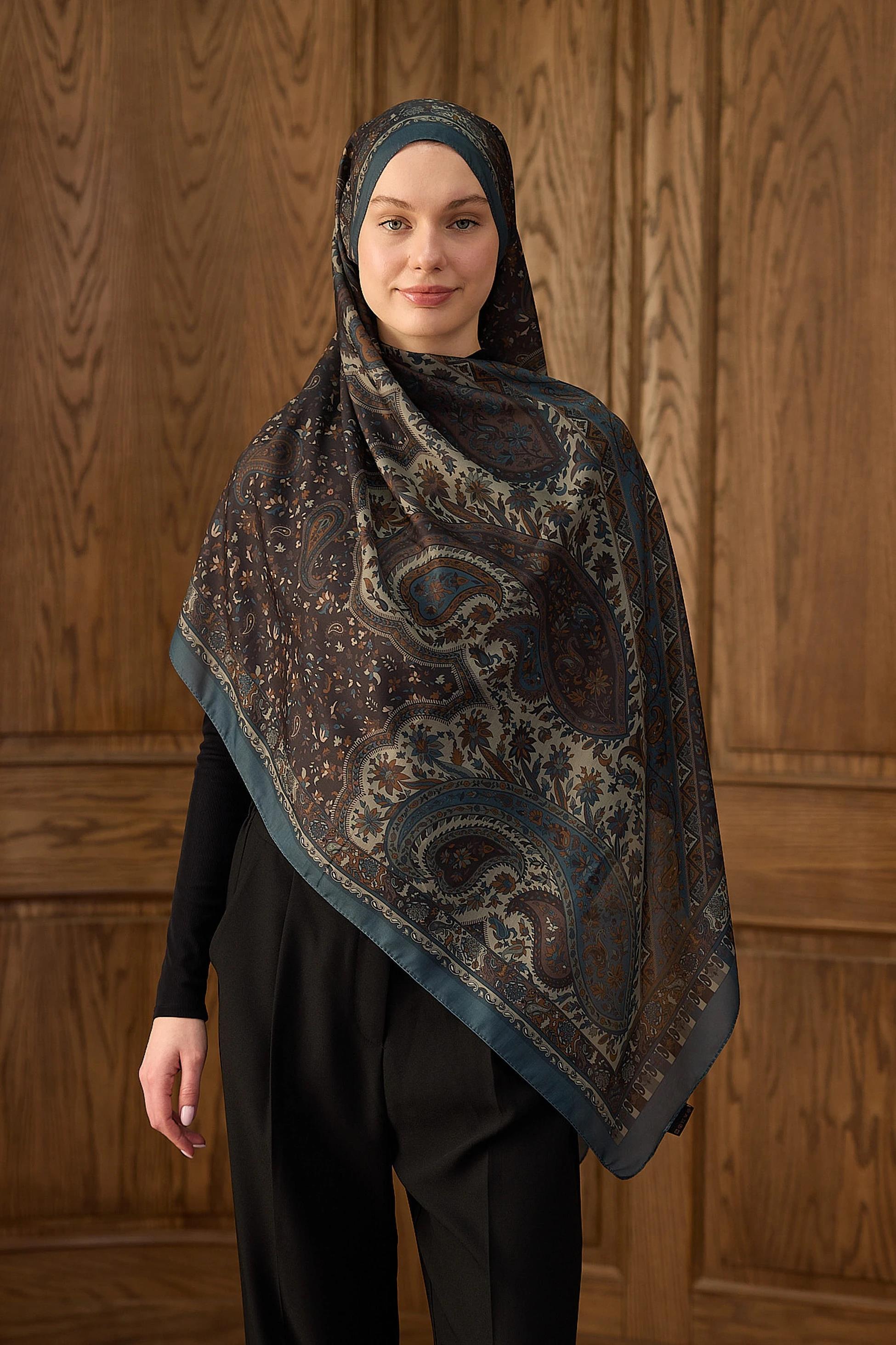 Winter Bloom Soft Şal 3070