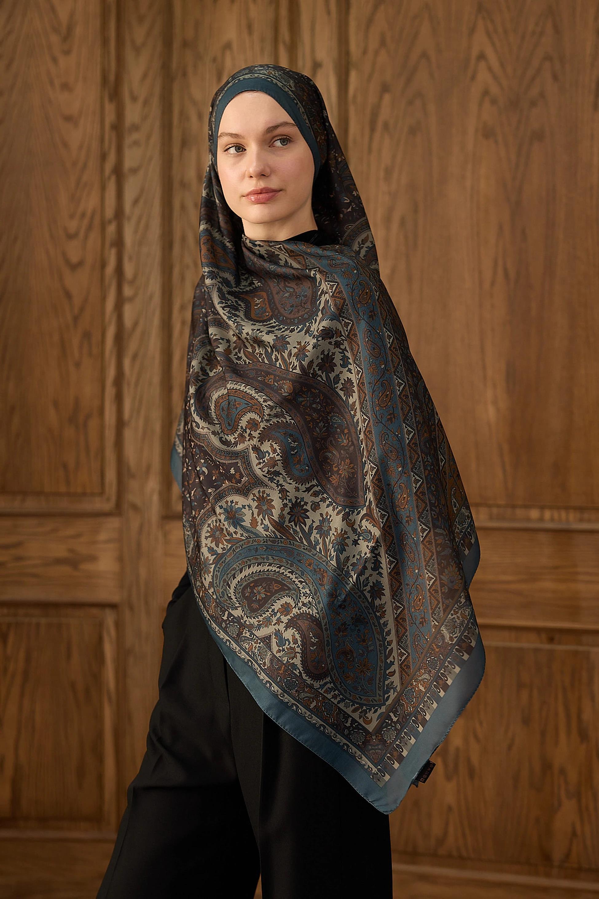 Winter Bloom Soft Şal 3070