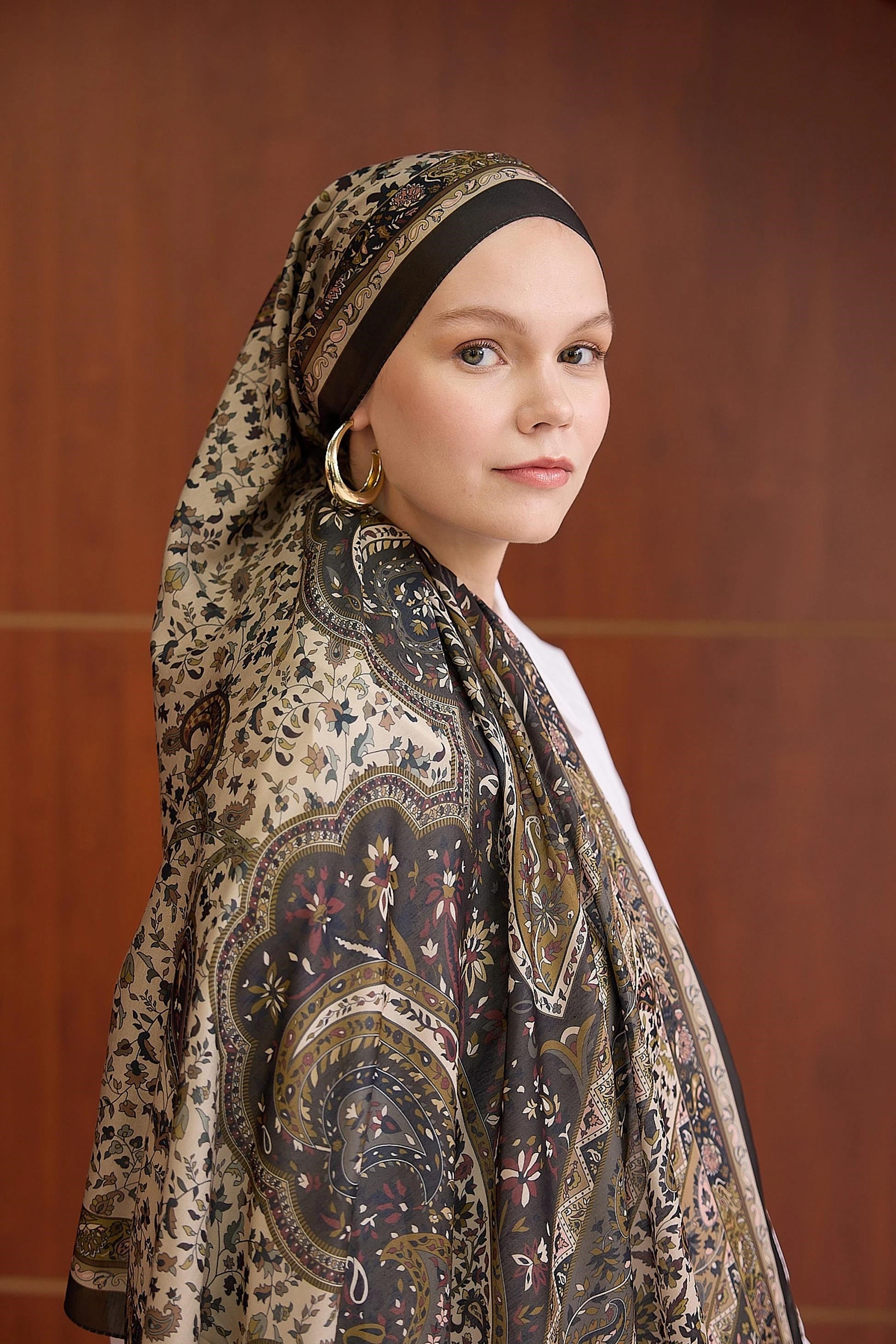 Winter Bloom Soft Şal 3070