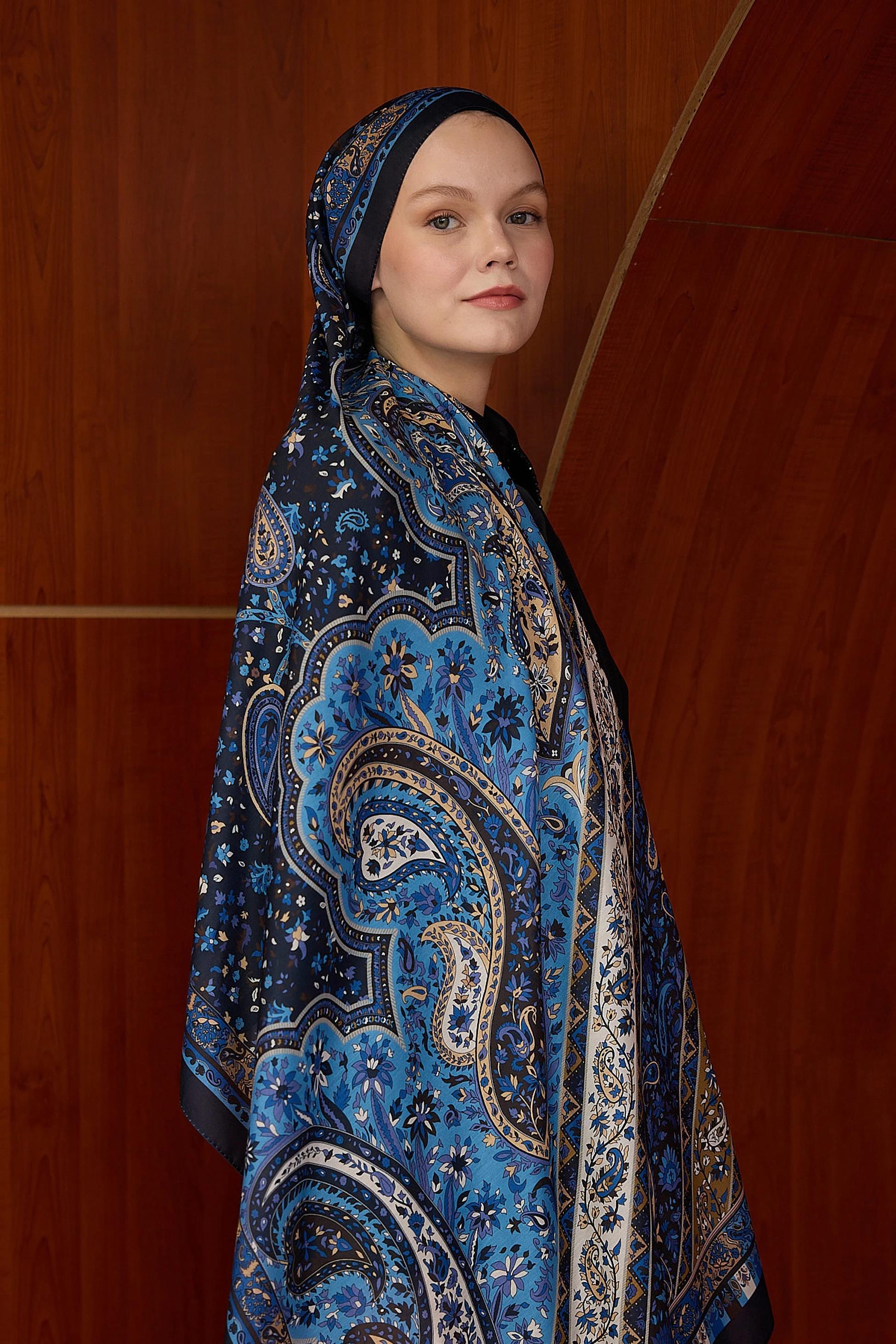 Winter Bloom Soft Şal 3070