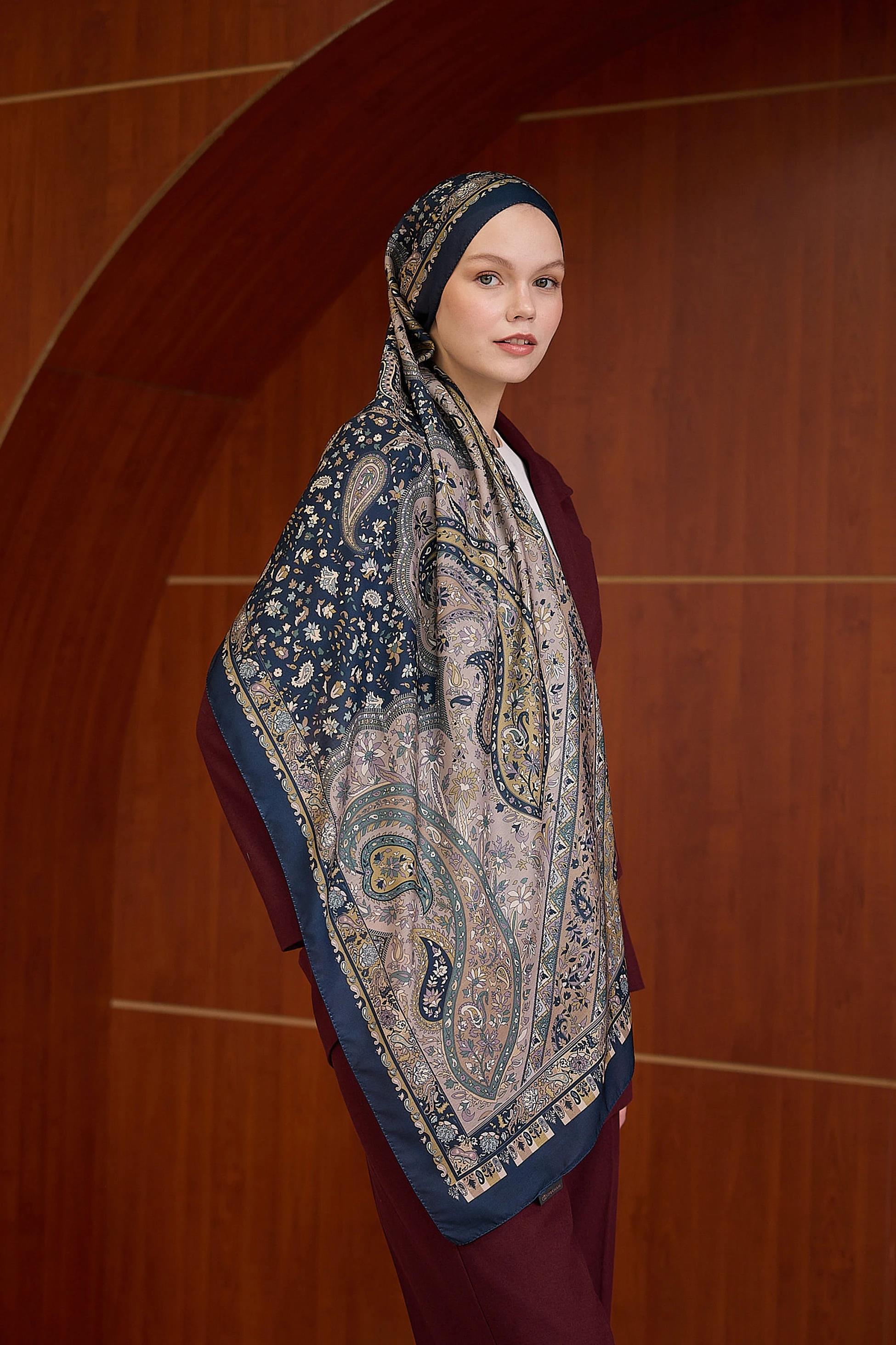 Winter Bloom Soft Şal 3070