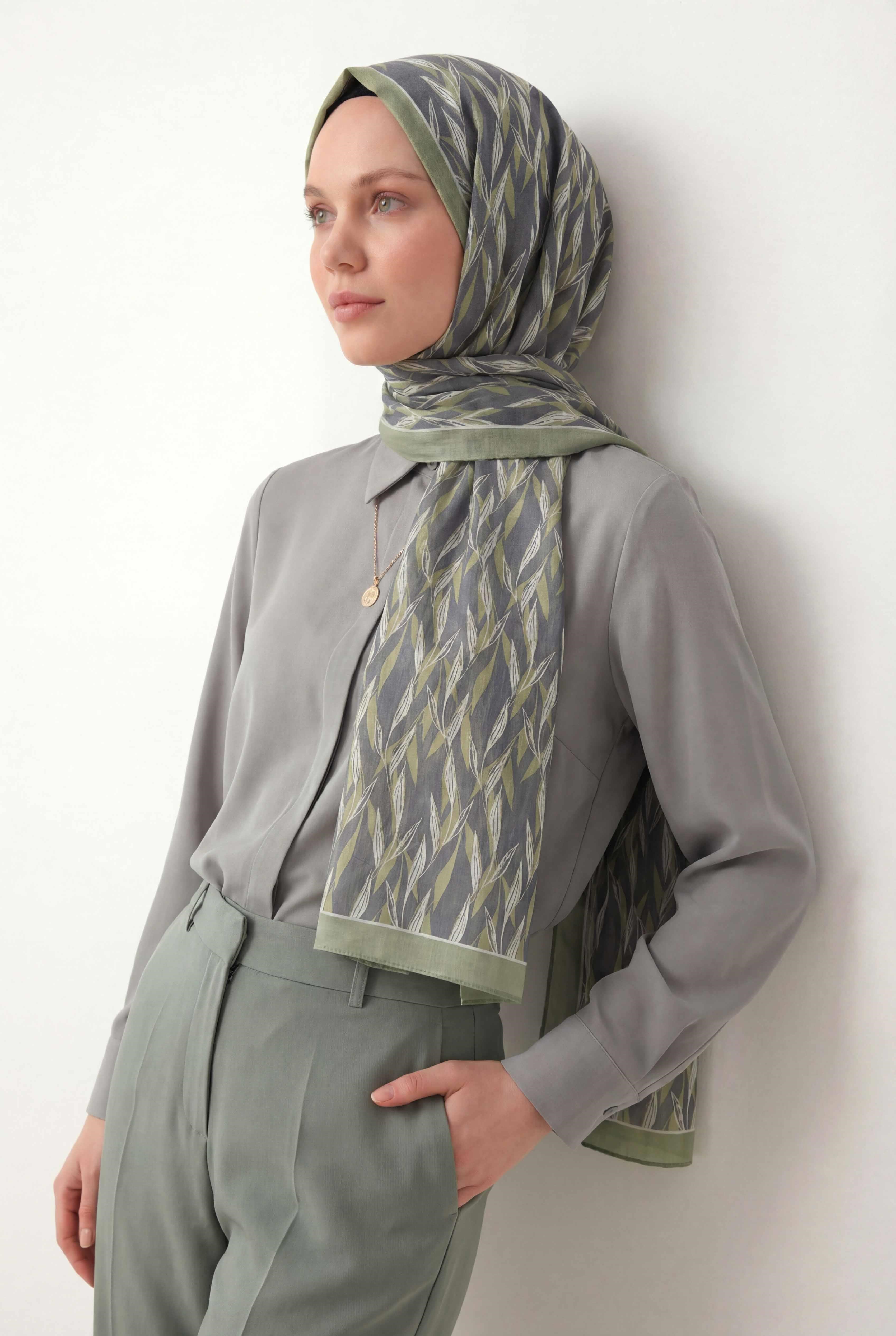 Yaprak Desen Gri 75X195 Soft Şal