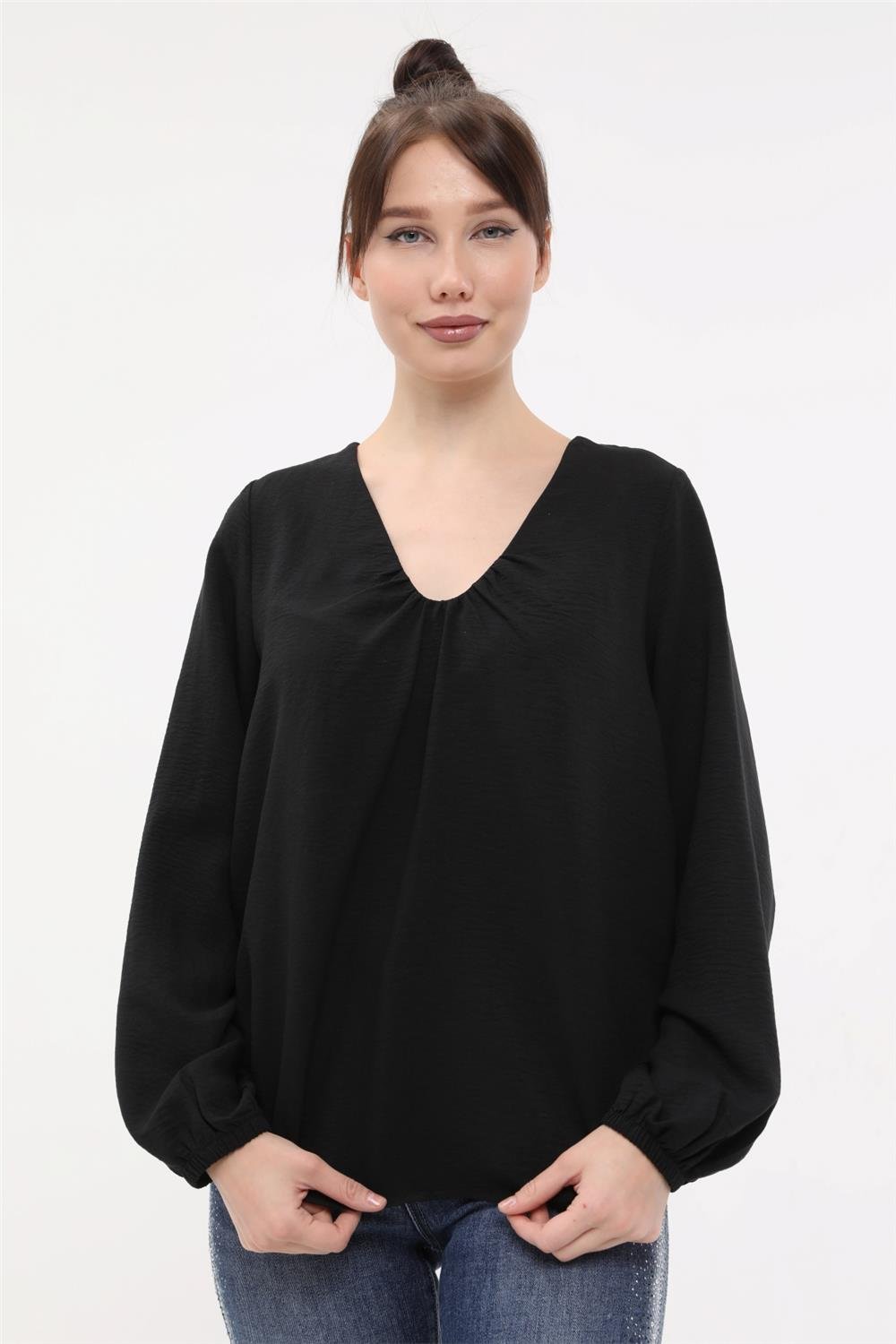 Büzgülü V Yaka Bluz