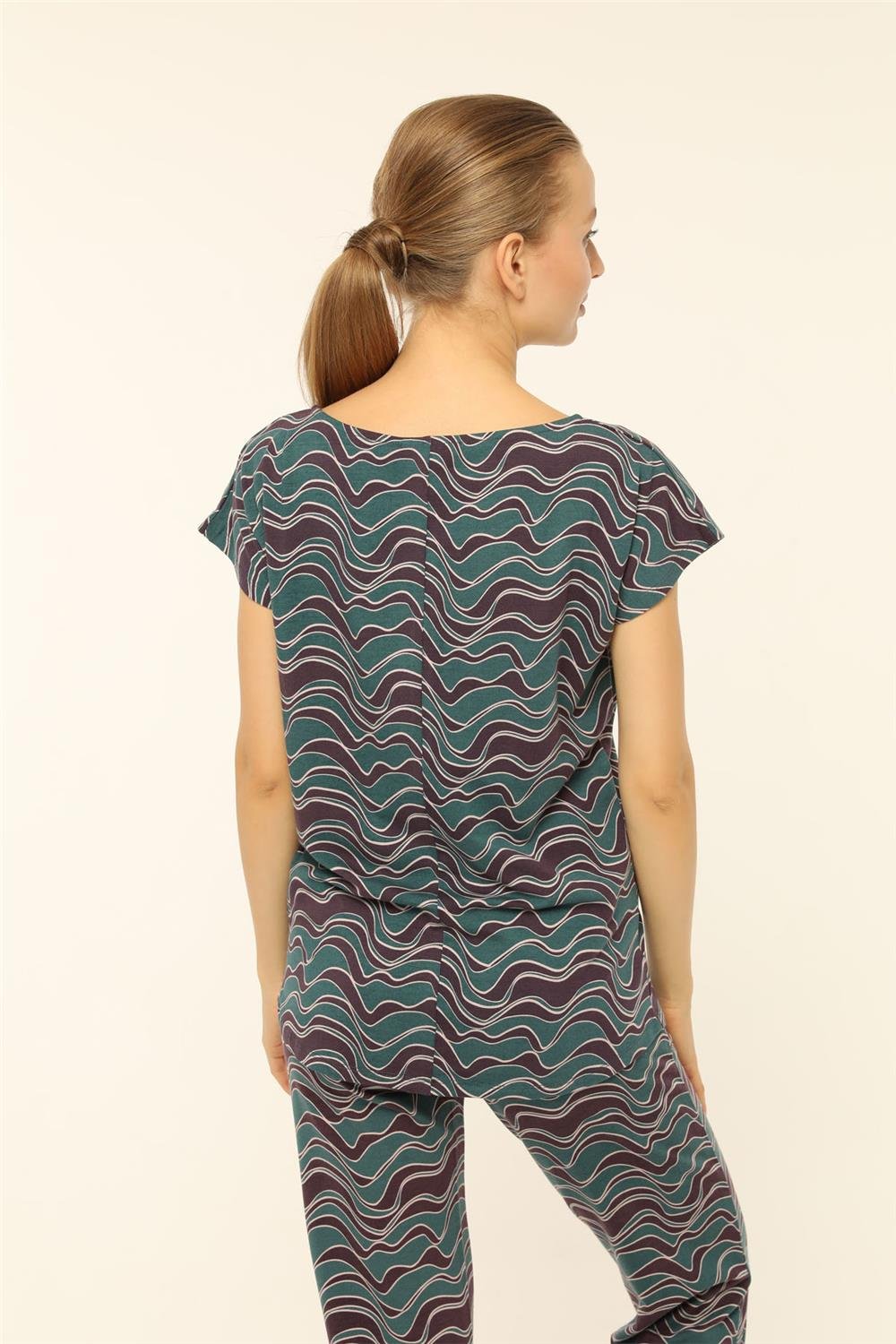 Dalgalı Desenli Tshirt