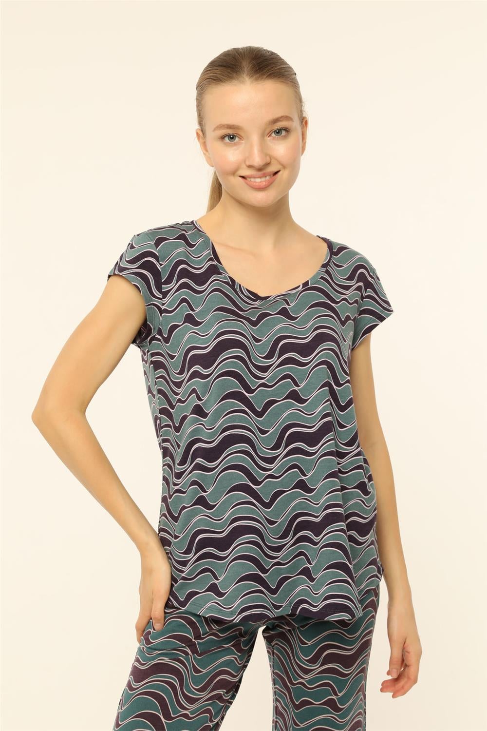 Dalgalı Desenli Tshirt
