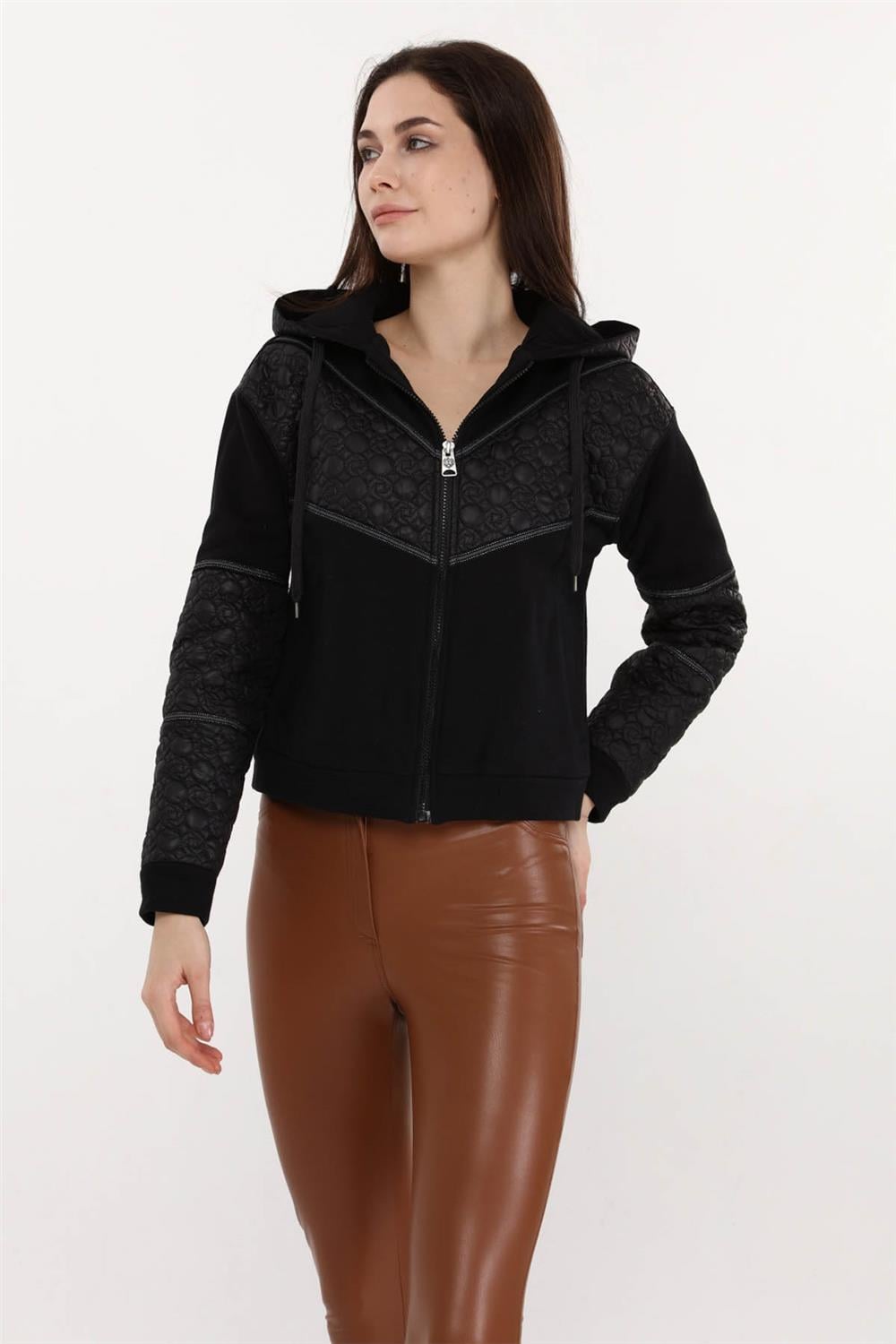 Kapitoneli Sweat