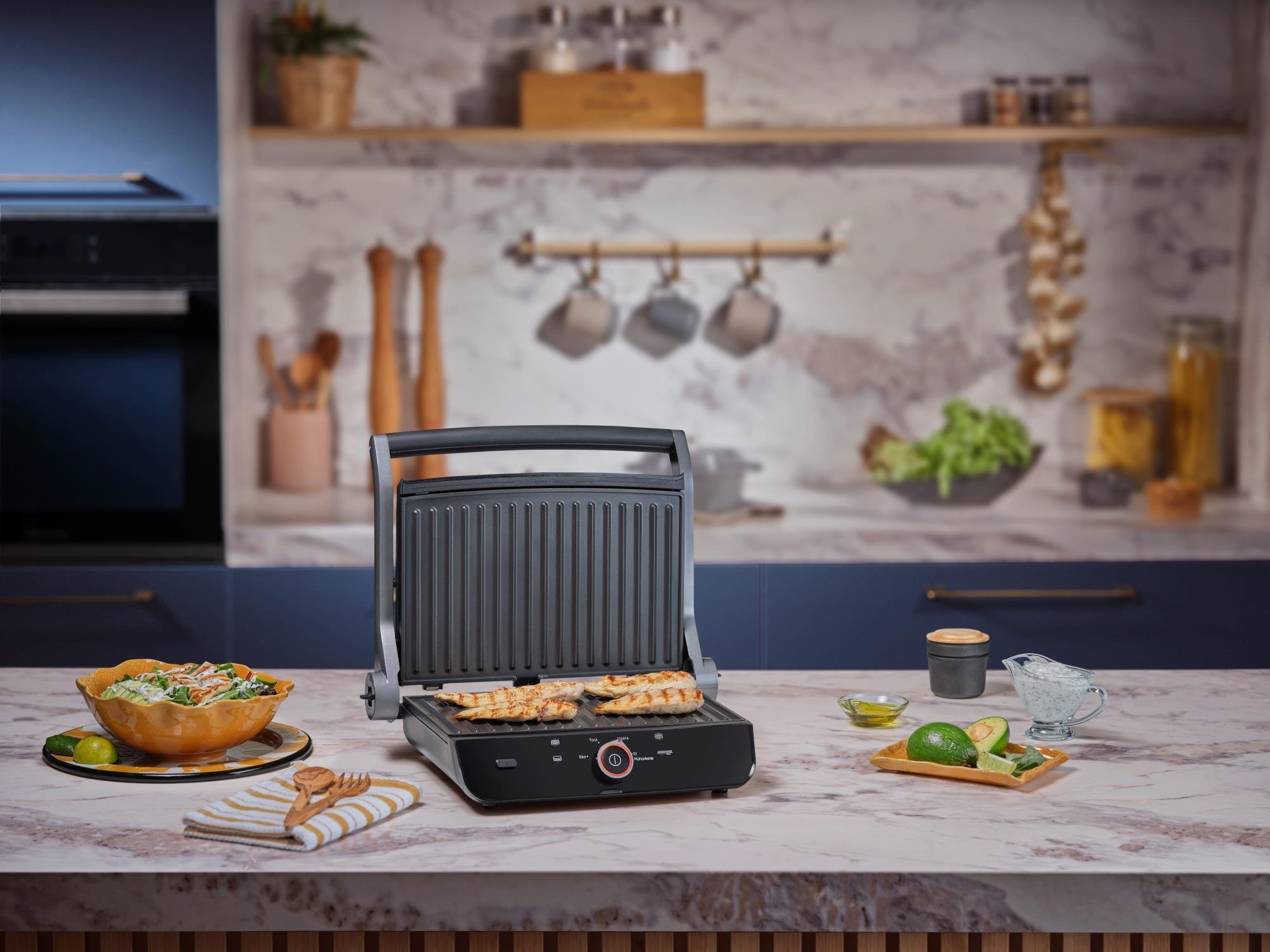 CG 8040 Grundig Dark Inox Tost Makinesi