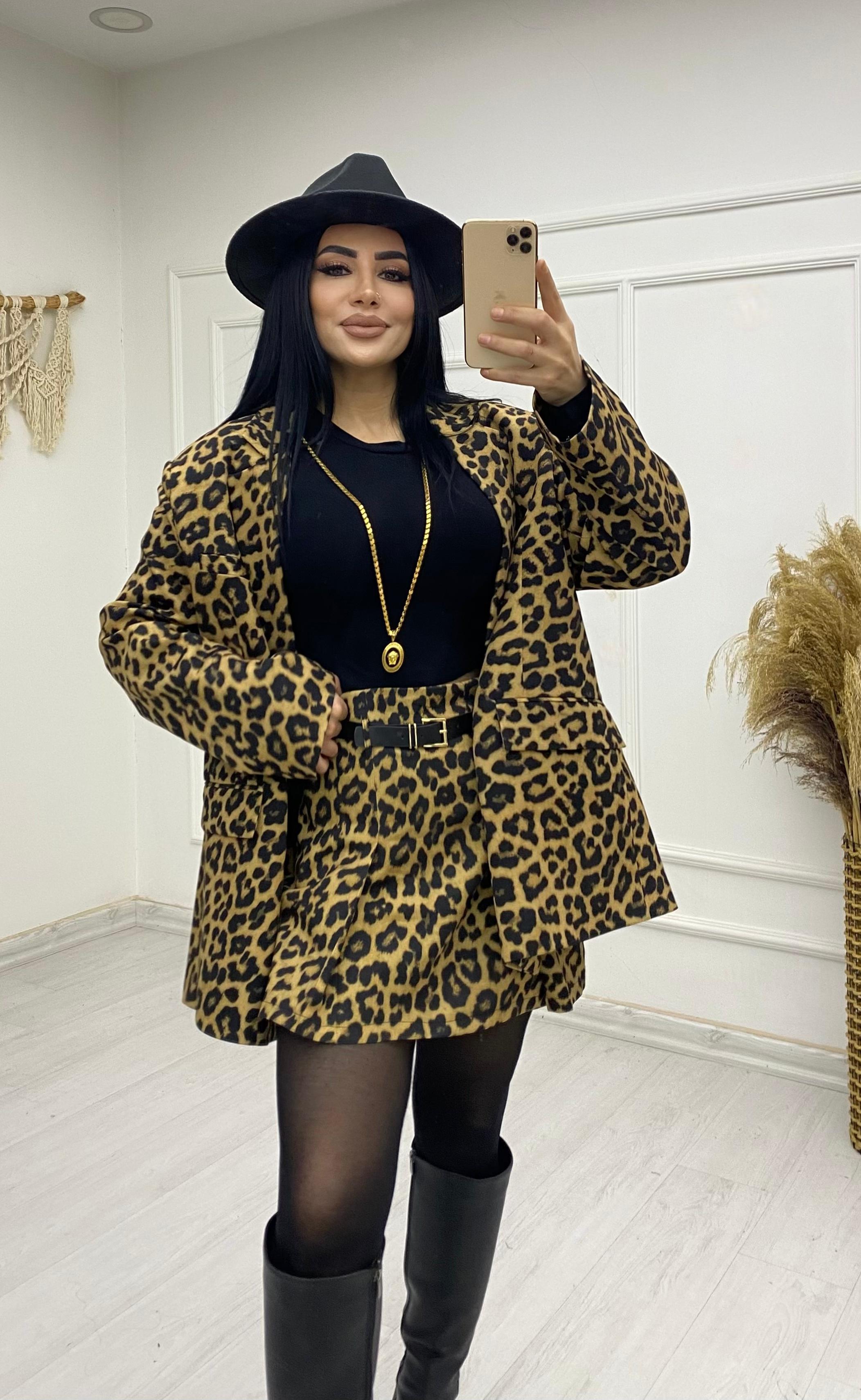Gold Düğmeli Leopar Oversize Blazer Ceket