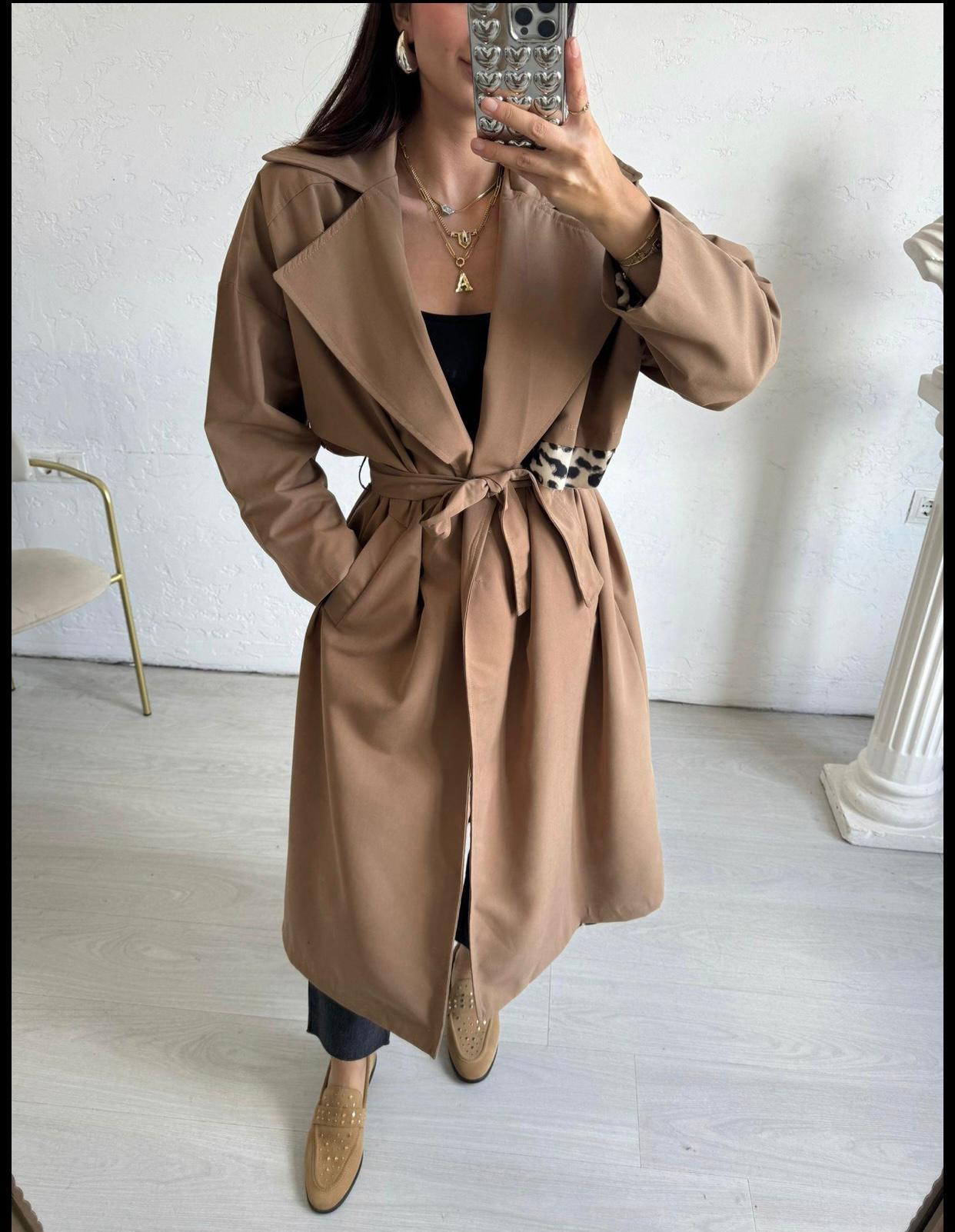 İçi Leopar Astarlı Camel Trençkot