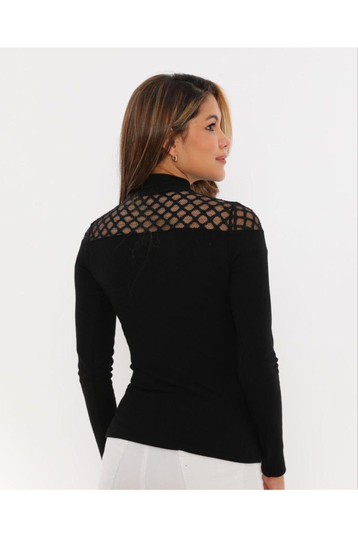 Kadın Omuz Dantel Detay Beyaz Kaşkorse Kazak